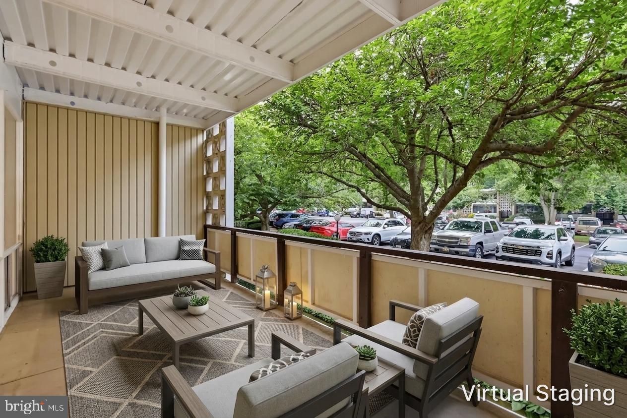 SPRING LAKE GARDEN CONDOMINIUM - Residential