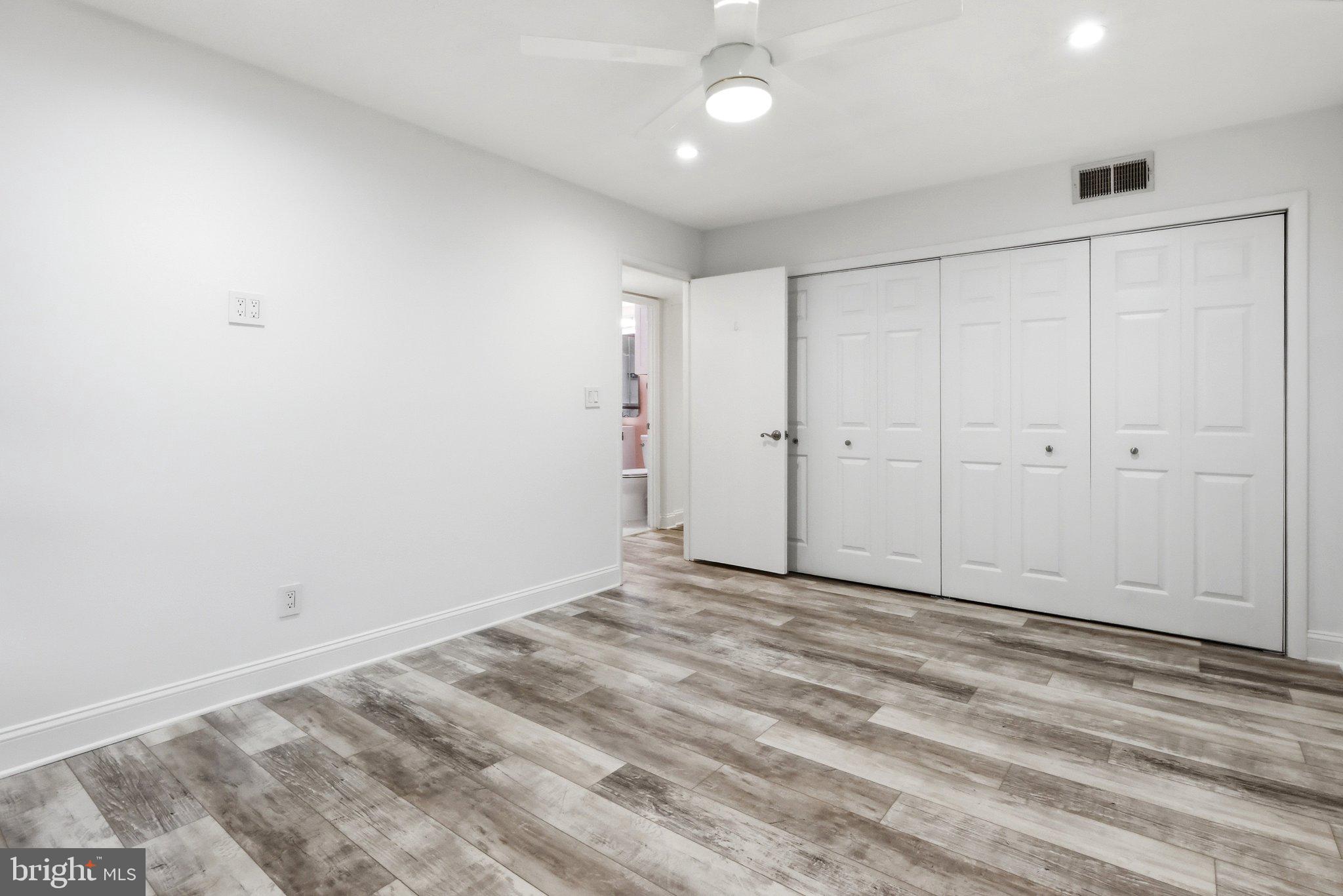 SPRING LAKE GARDEN CONDOMINIUM - Residential