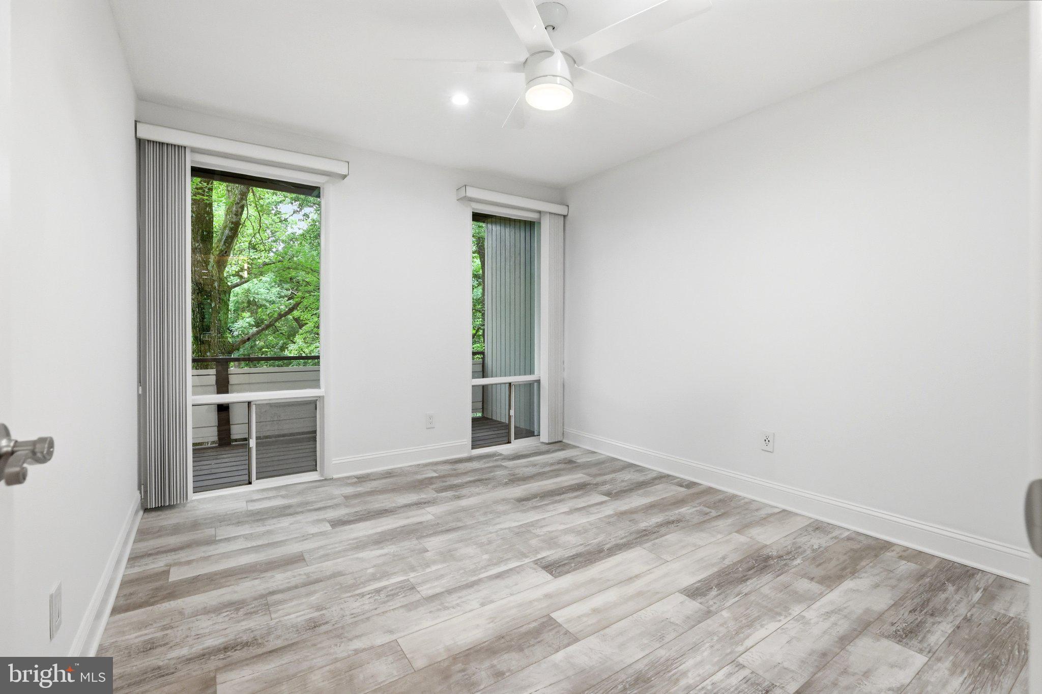 SPRING LAKE GARDEN CONDOMINIUM - Residential
