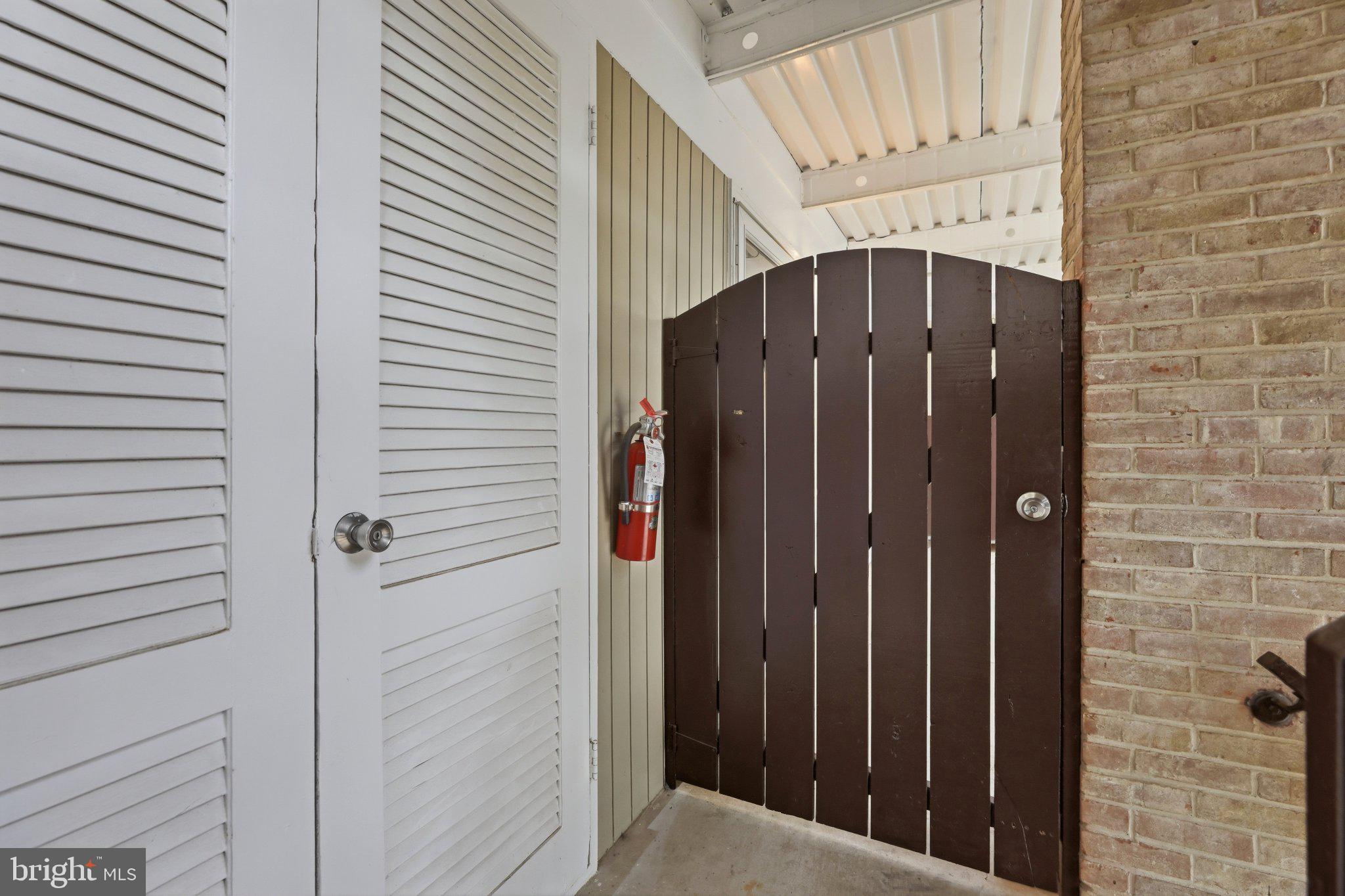 SPRING LAKE GARDEN CONDOMINIUM - Residential