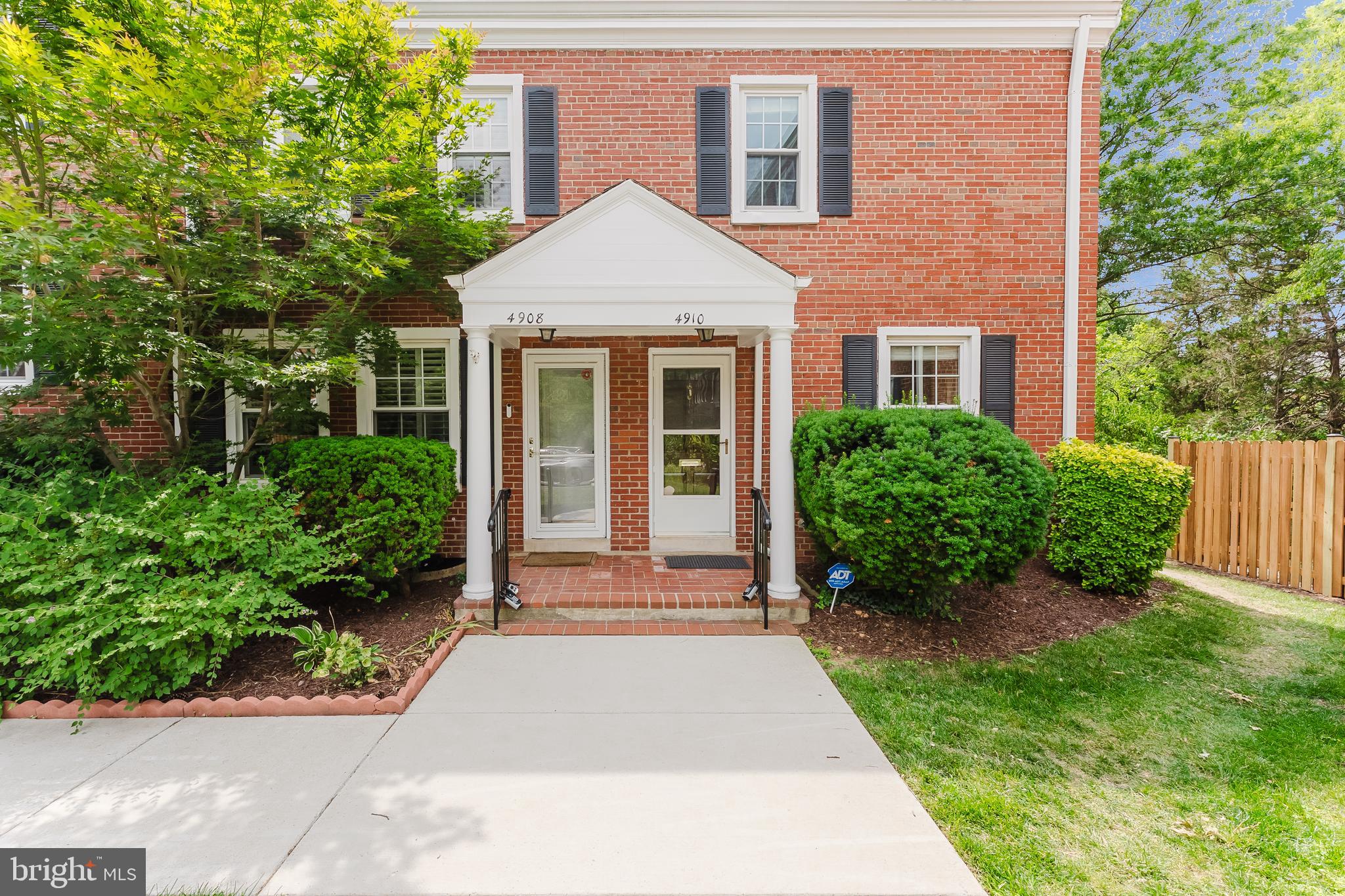 FAIRLINGTON VILLAGE - Residential
