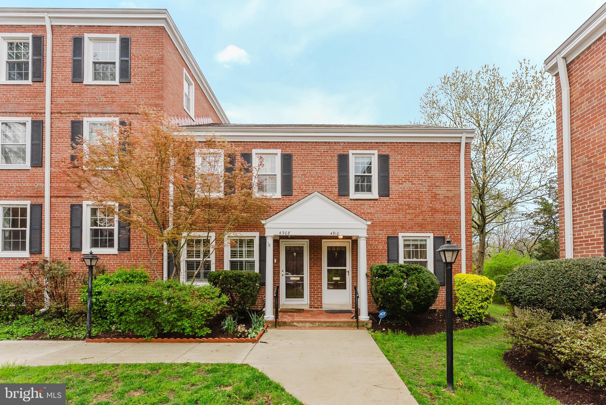 FAIRLINGTON VILLAGE - Residential