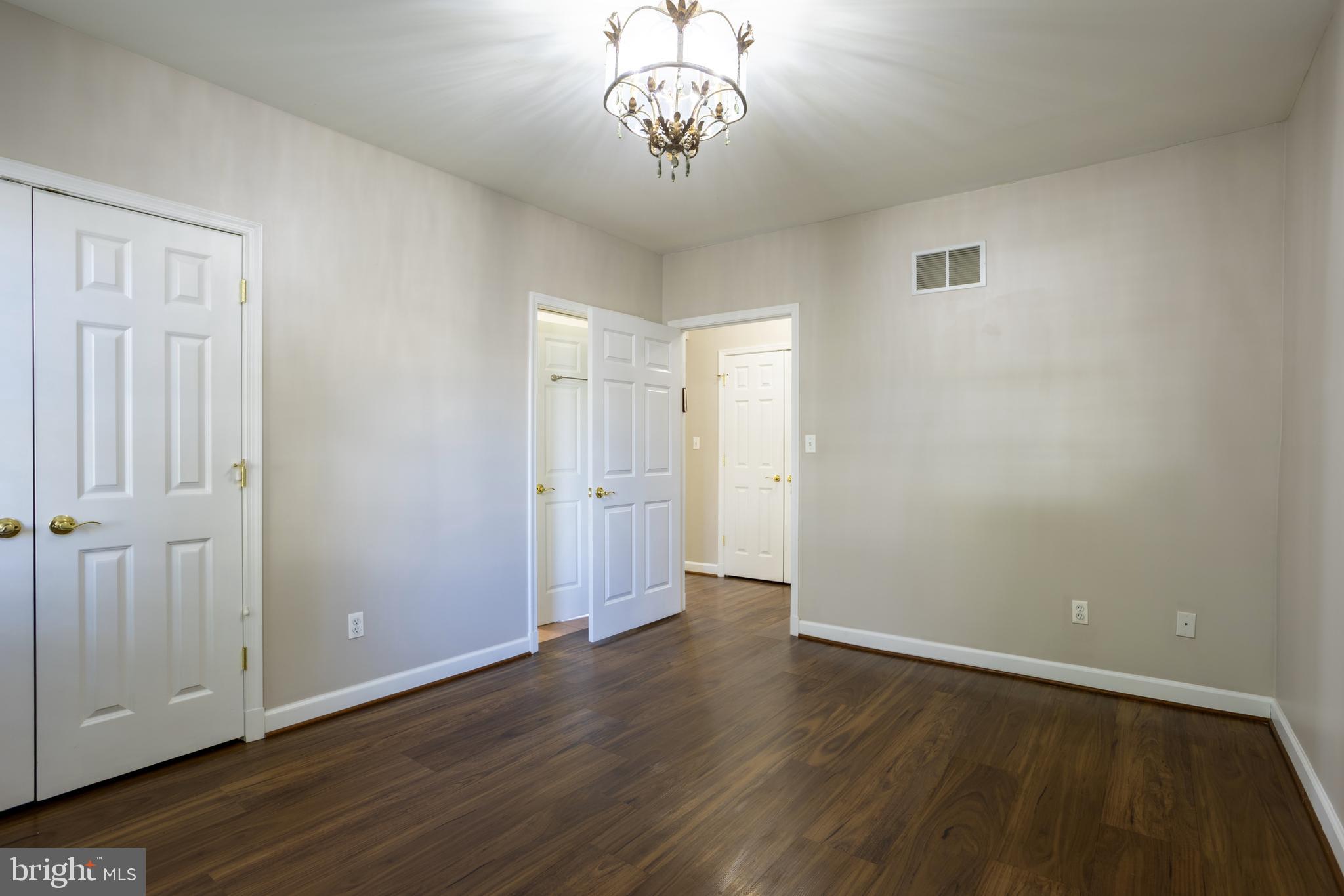 FALLSTAFF - Residential