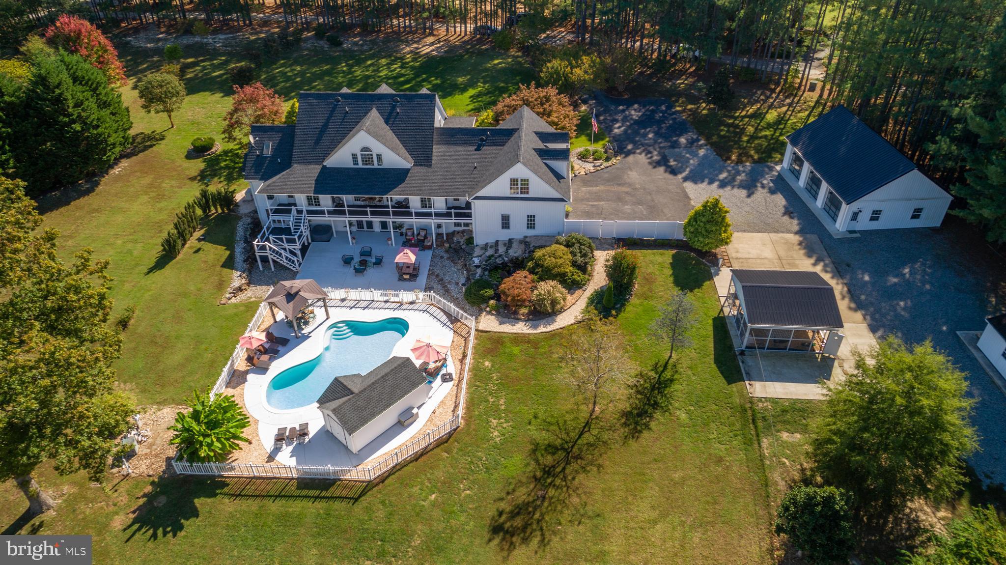 FOX LAIR - Residential