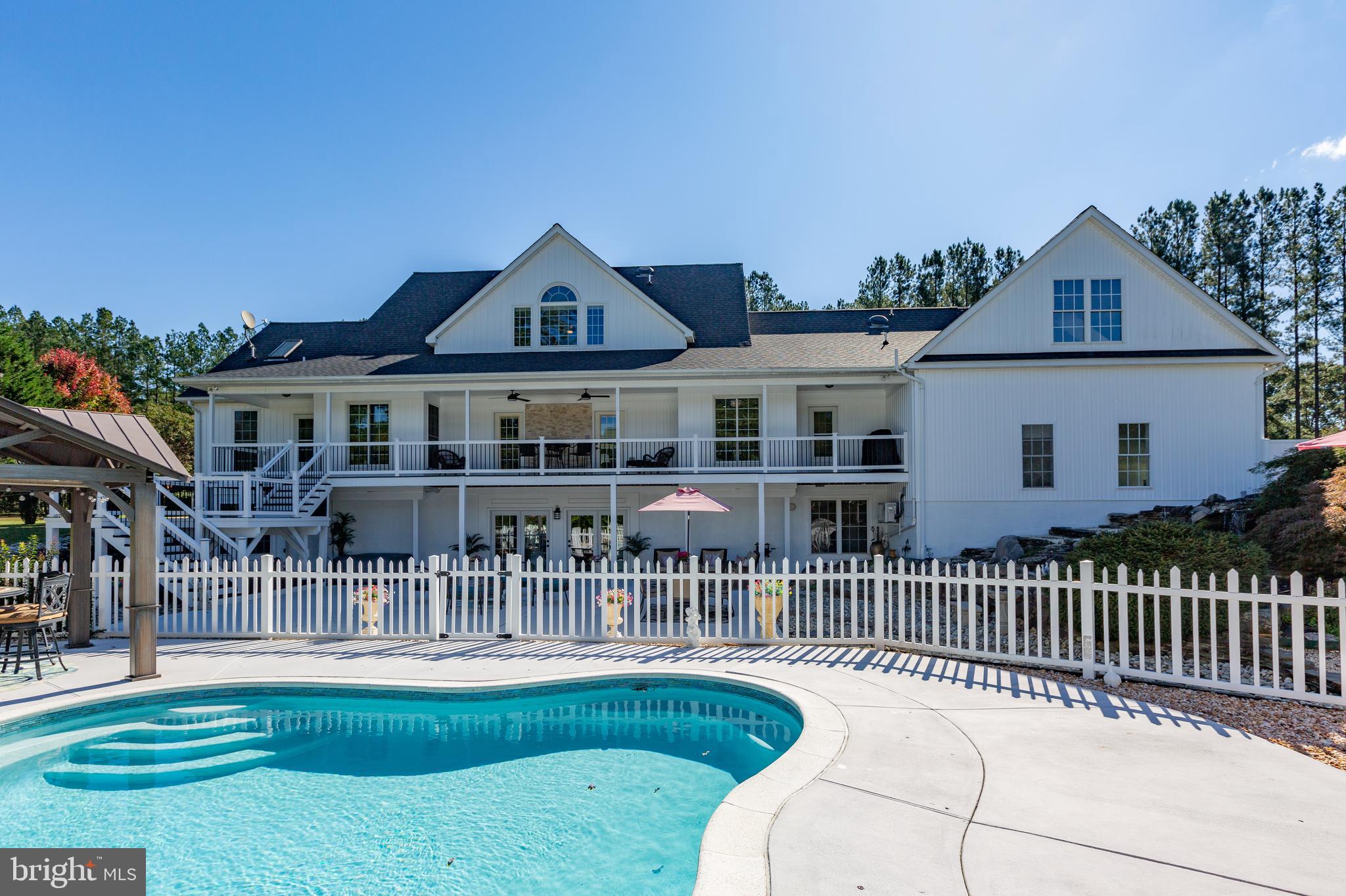 FOX LAIR - Residential