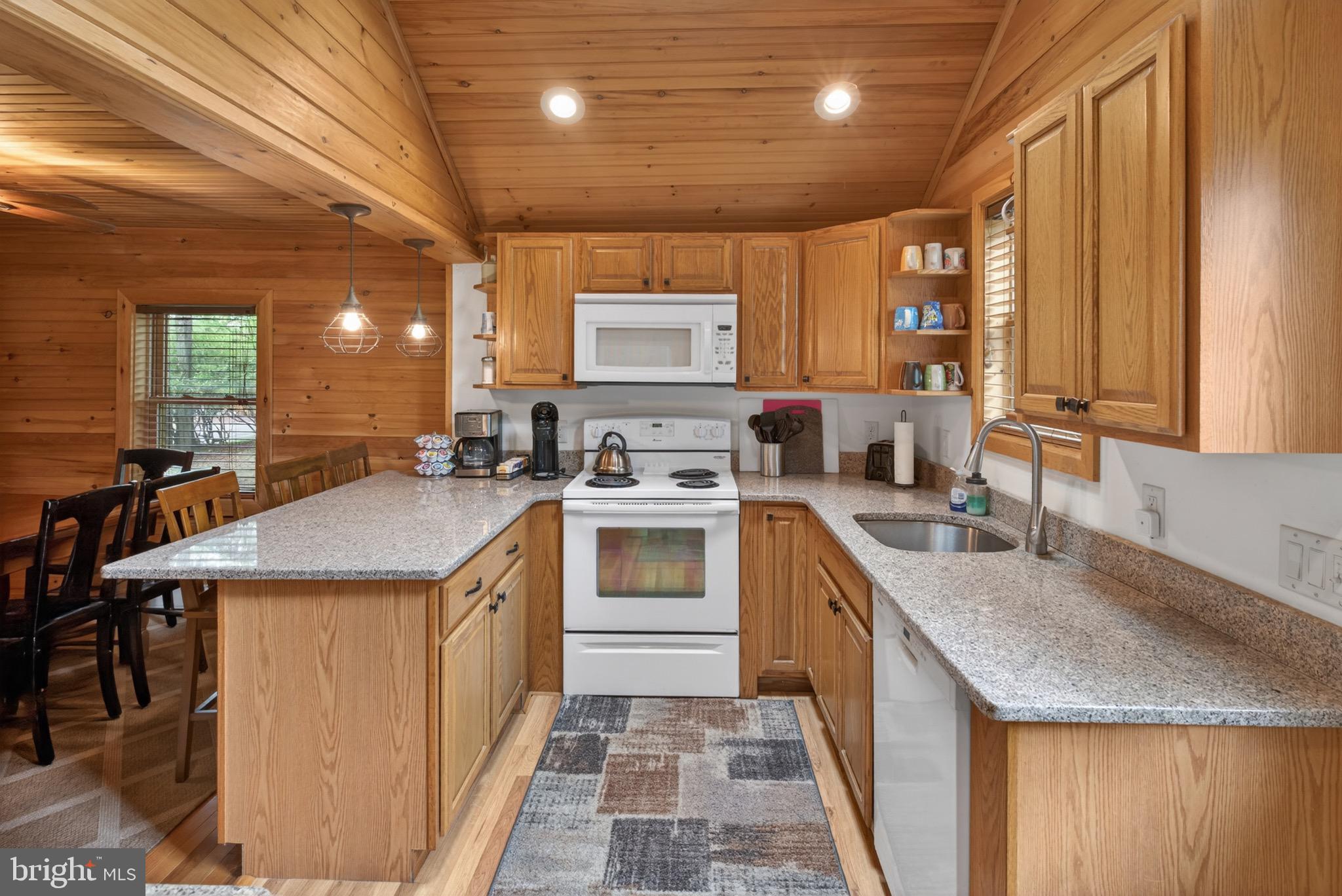 LAKE HARMONY - Residential