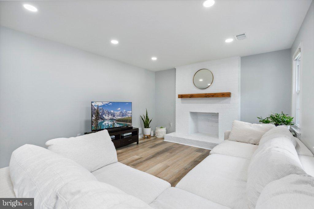 HICKORY RIDGE - Residential