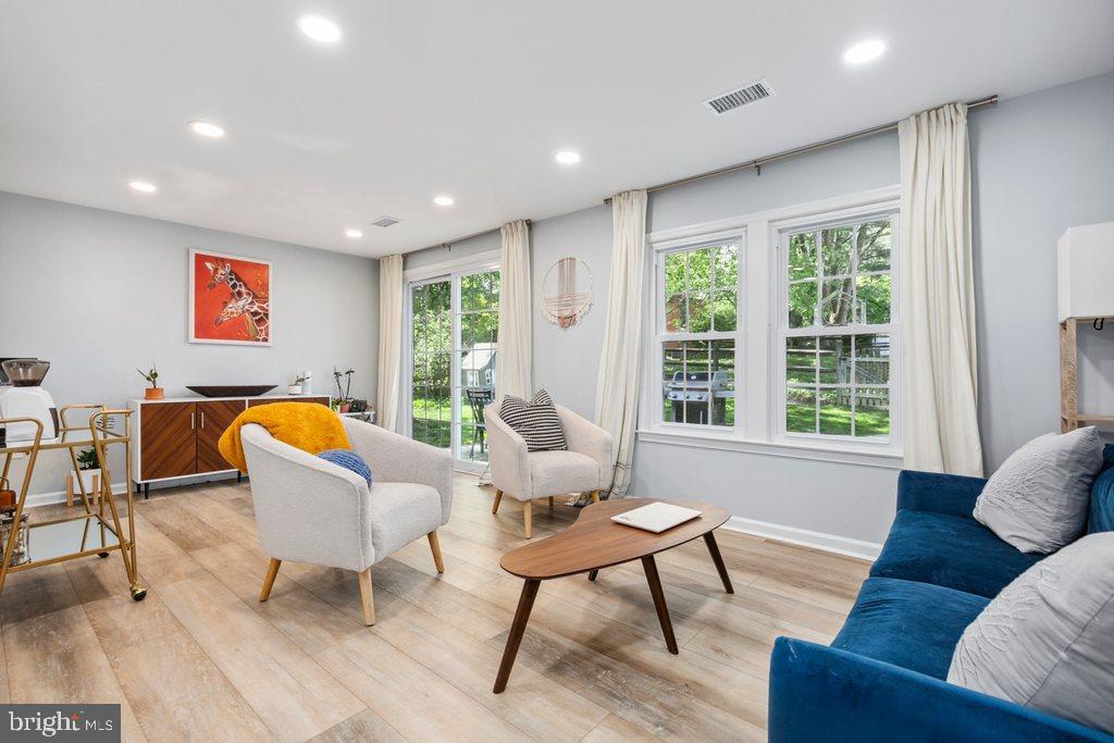 HICKORY RIDGE - Residential