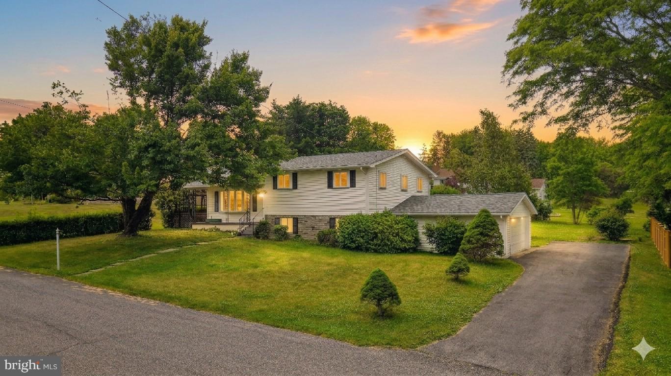 WEDGEWOOD LAKE ESTATES - Residential