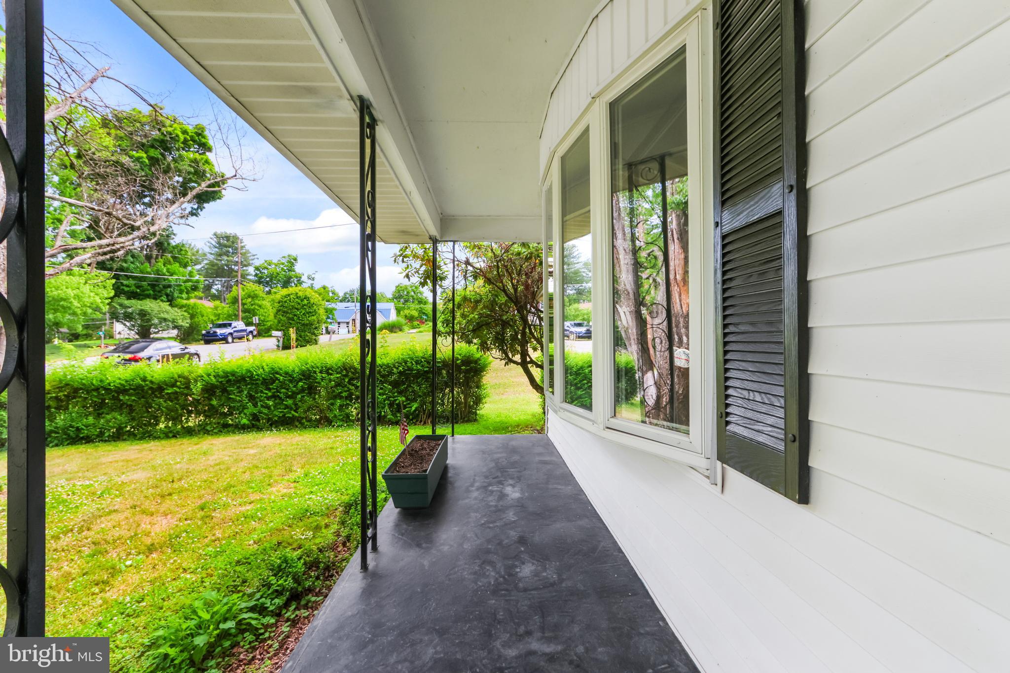 WEDGEWOOD LAKE ESTATES - Residential