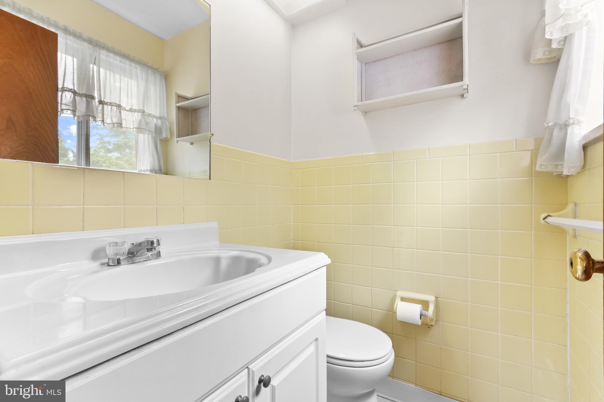 WEDGEWOOD LAKE ESTATES - Residential