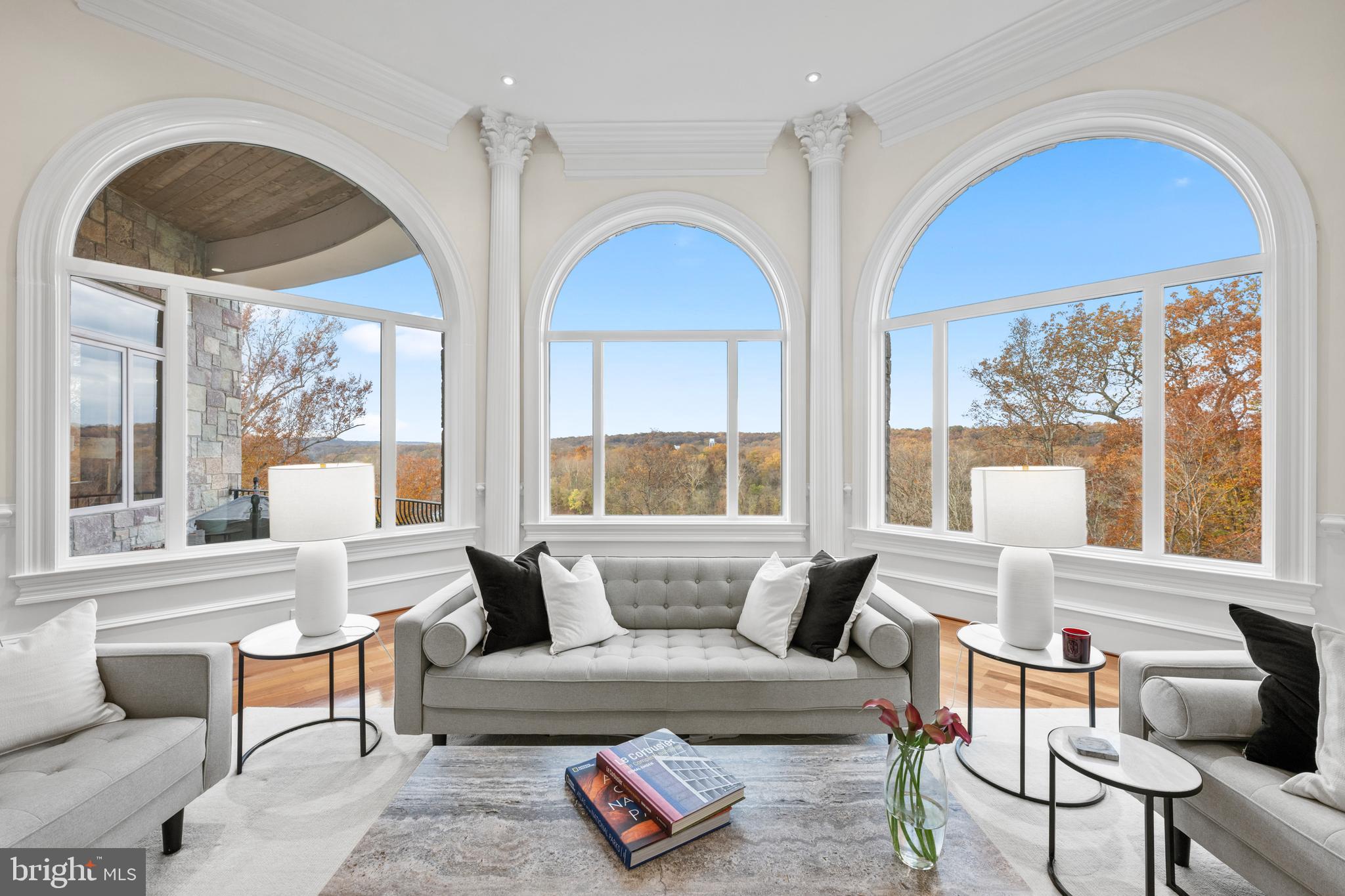 RIVER OAKS - Residential