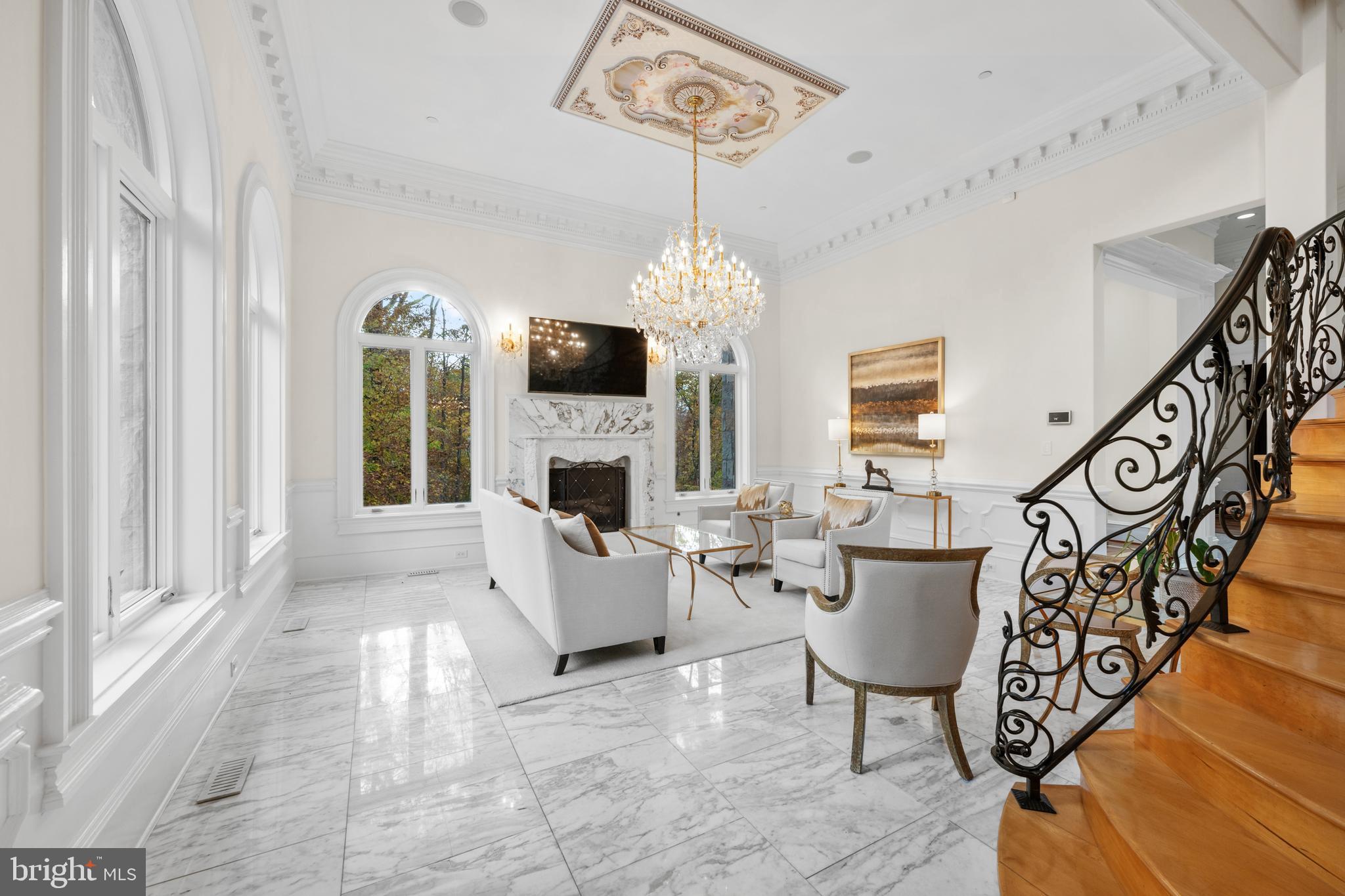 RIVER OAKS - Residential