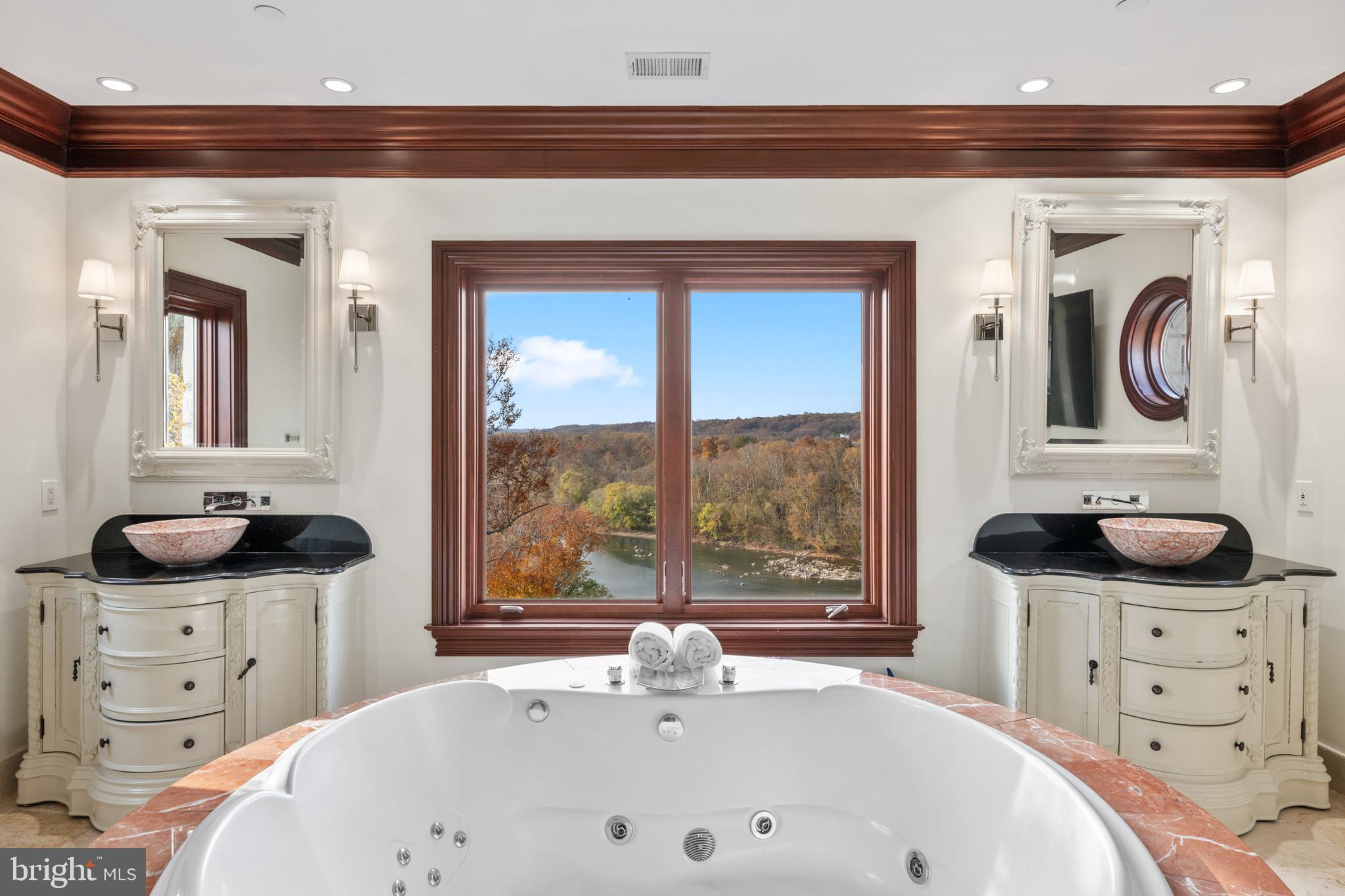 RIVER OAKS - Residential