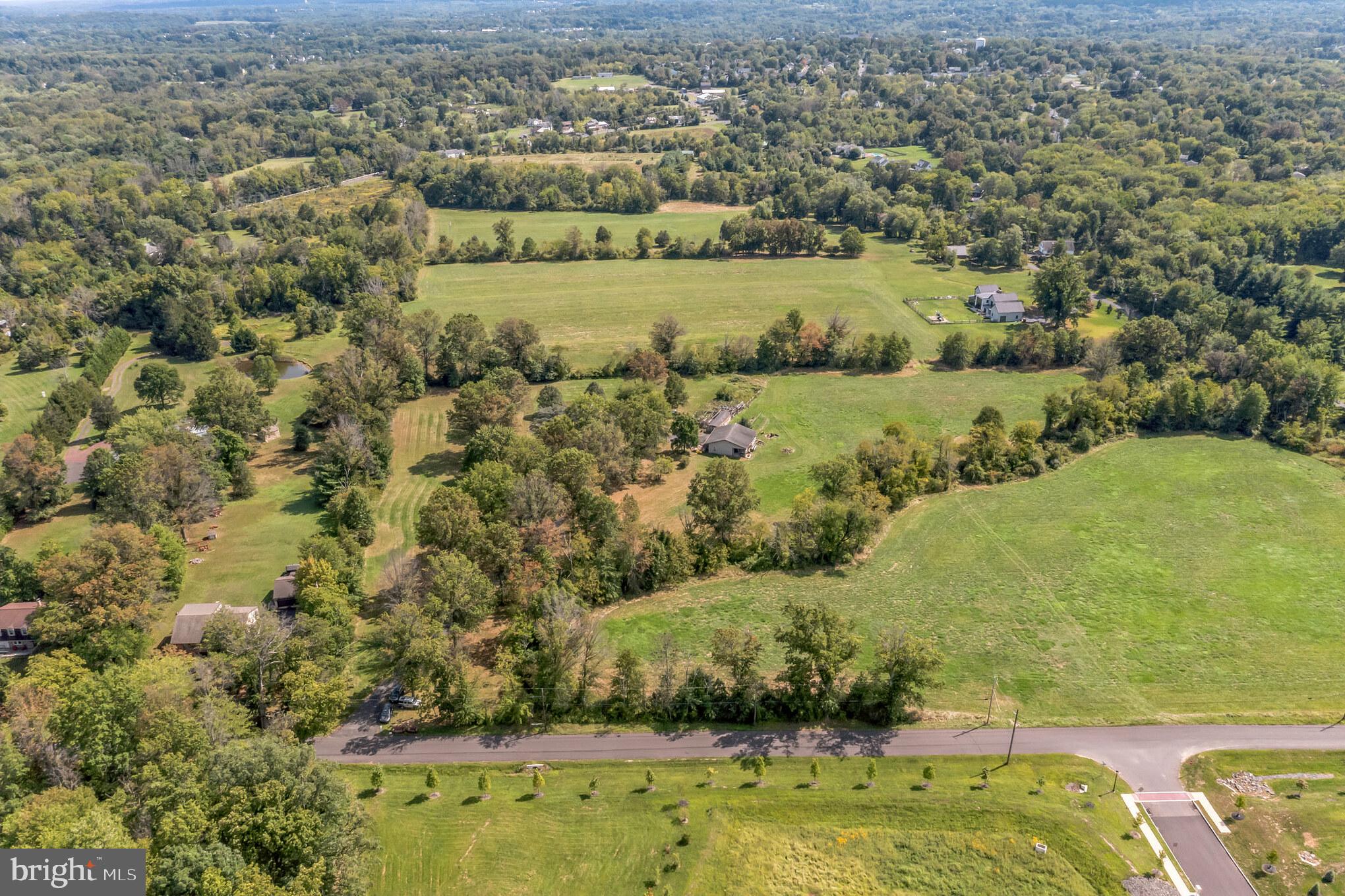 HUNTERS RUN - Residential
