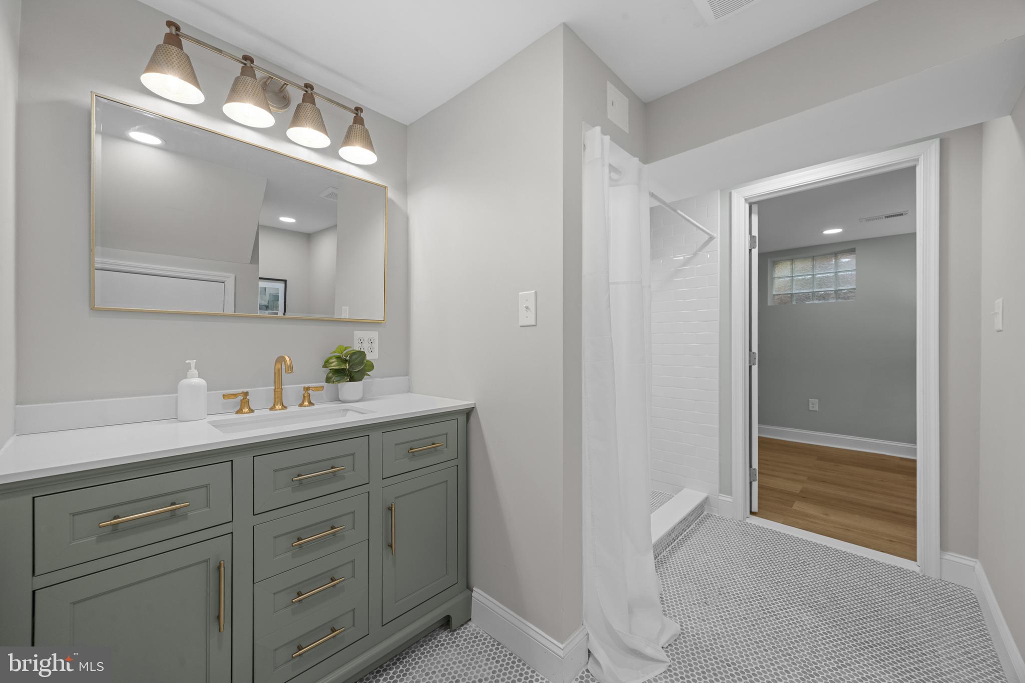 WESTGATE - Residential