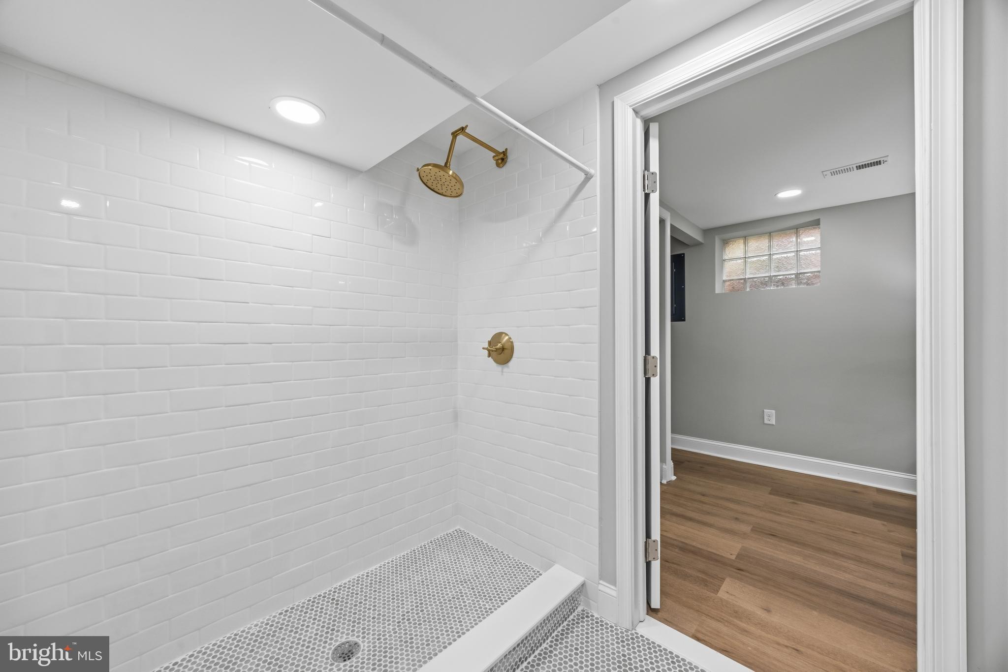 WESTGATE - Residential