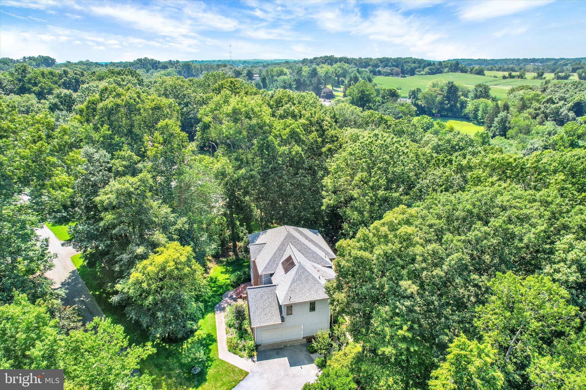 RIVER DOWNS - Residential