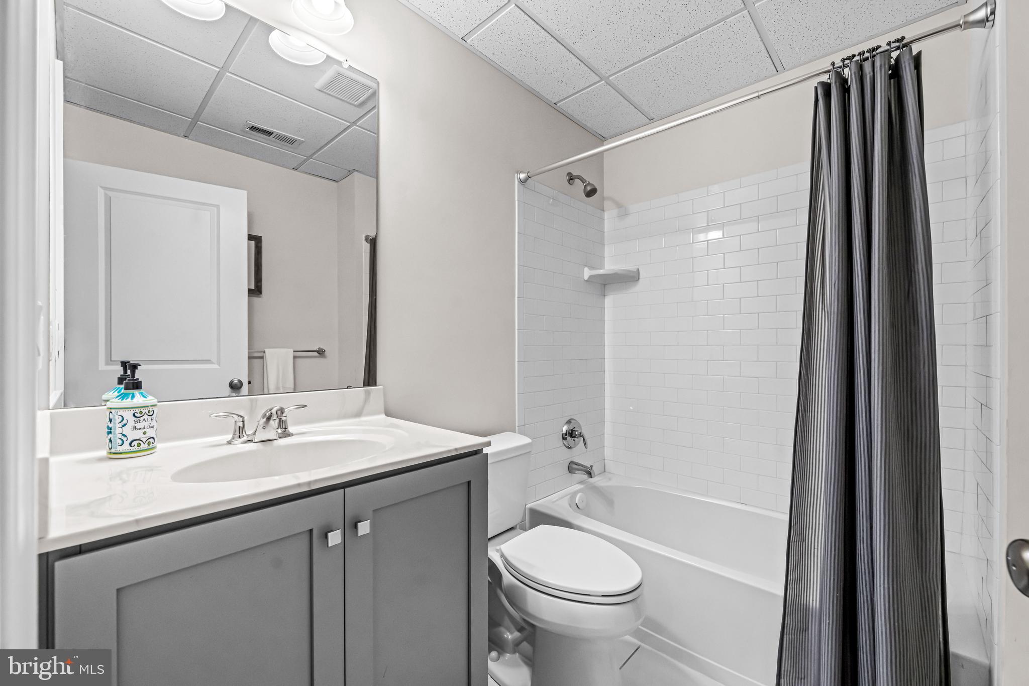 NEW BRITAIN WOODS - Residential