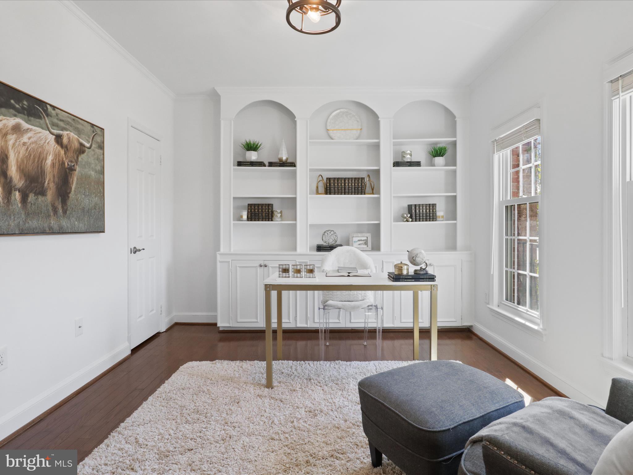 FOREST HILLS - Residential