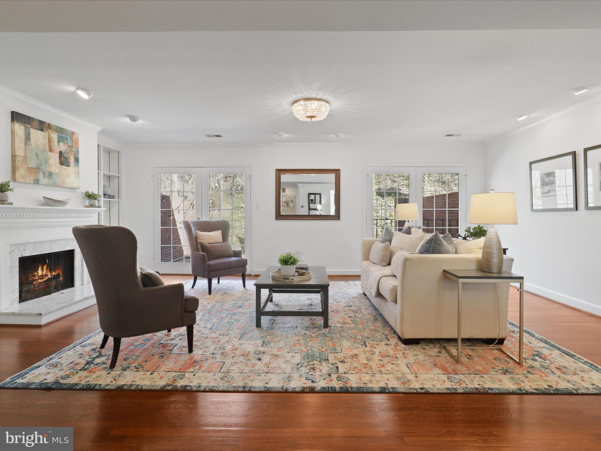 FOREST HILLS - Residential
