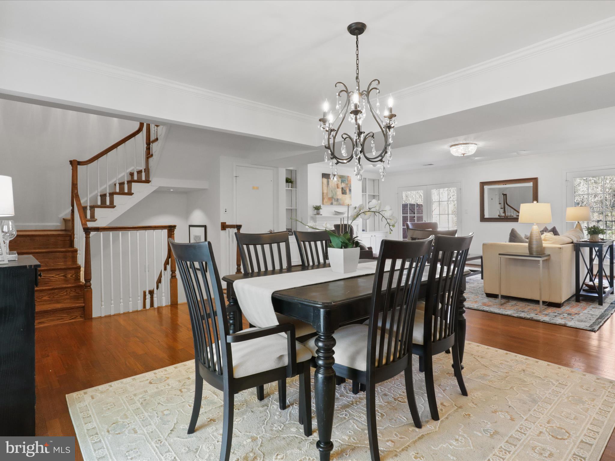 FOREST HILLS - Residential