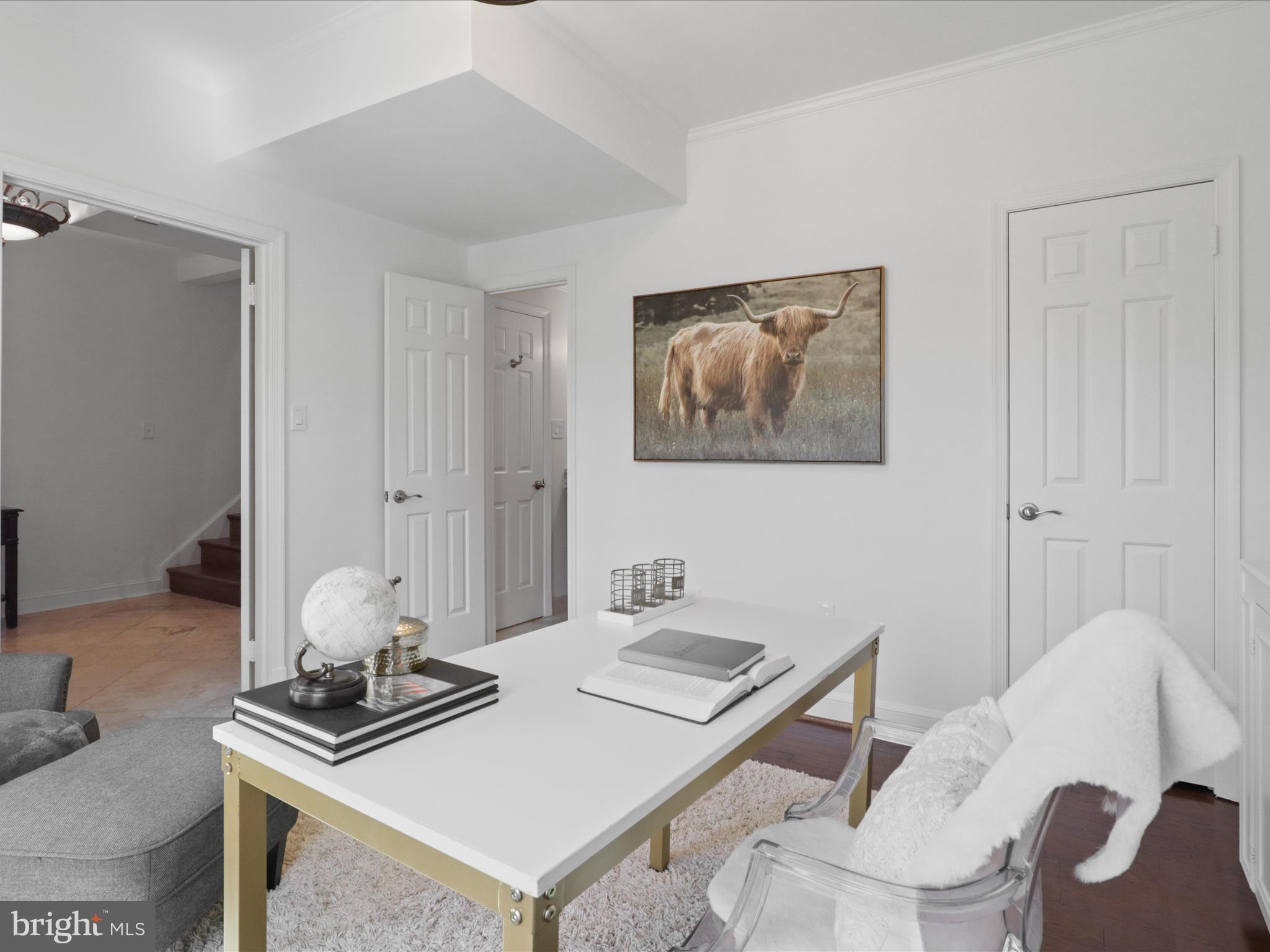 FOREST HILLS - Residential