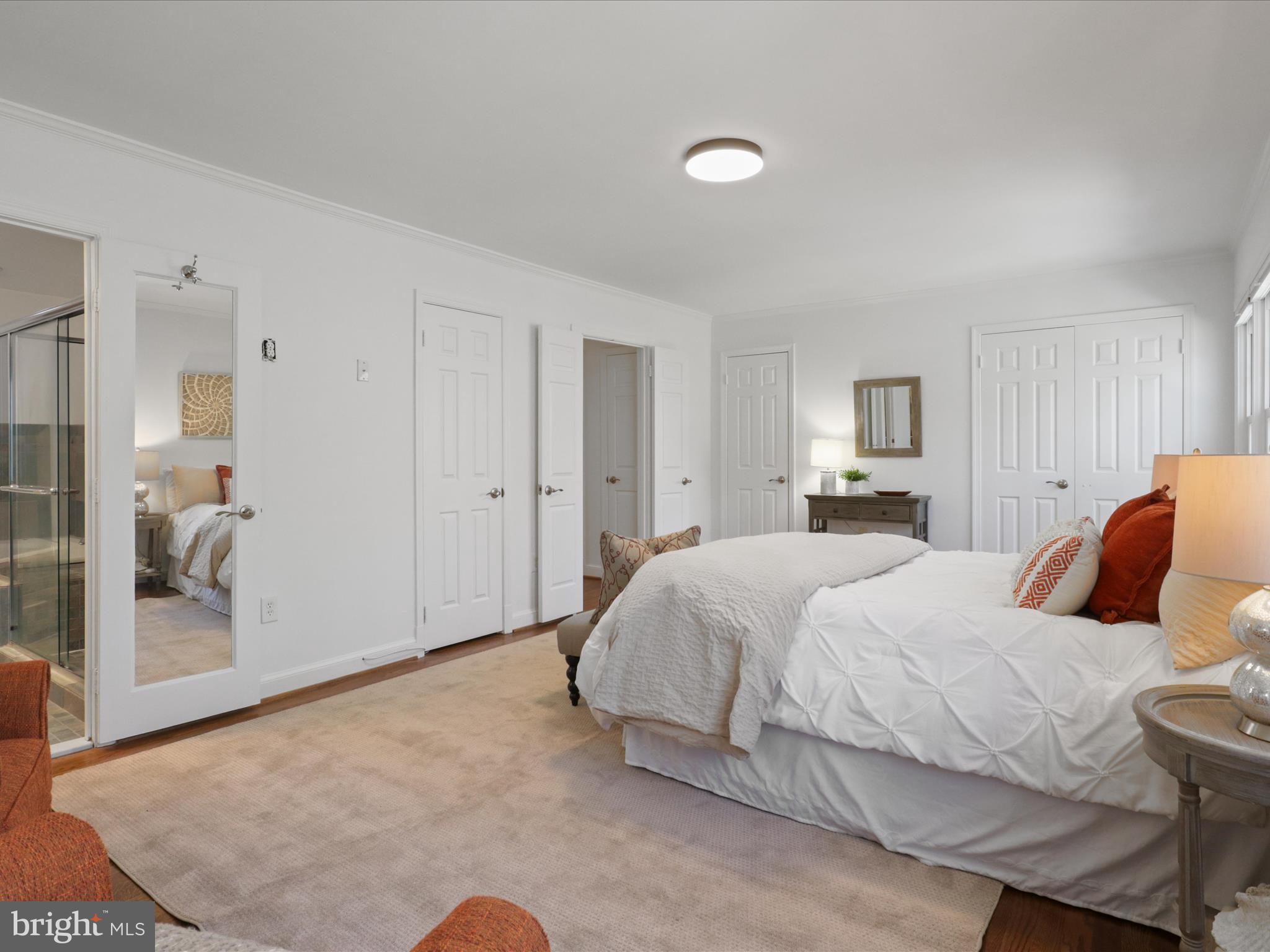 FOREST HILLS - Residential