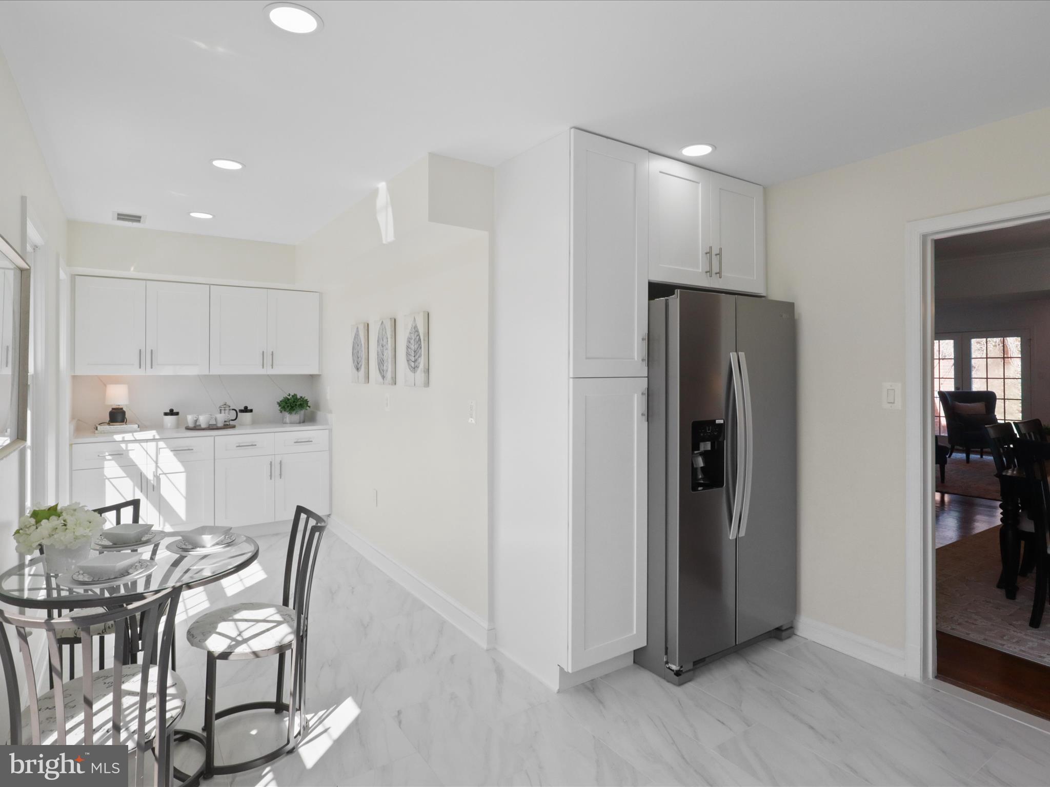 FOREST HILLS - Residential