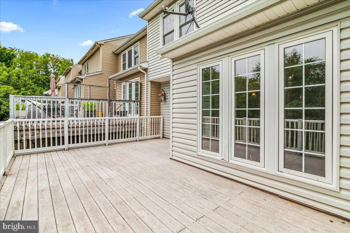 BALLENGER CREEK MEADOWS - Residential