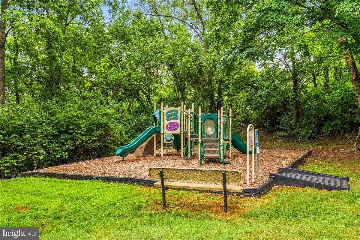 BALLENGER CREEK MEADOWS - Residential