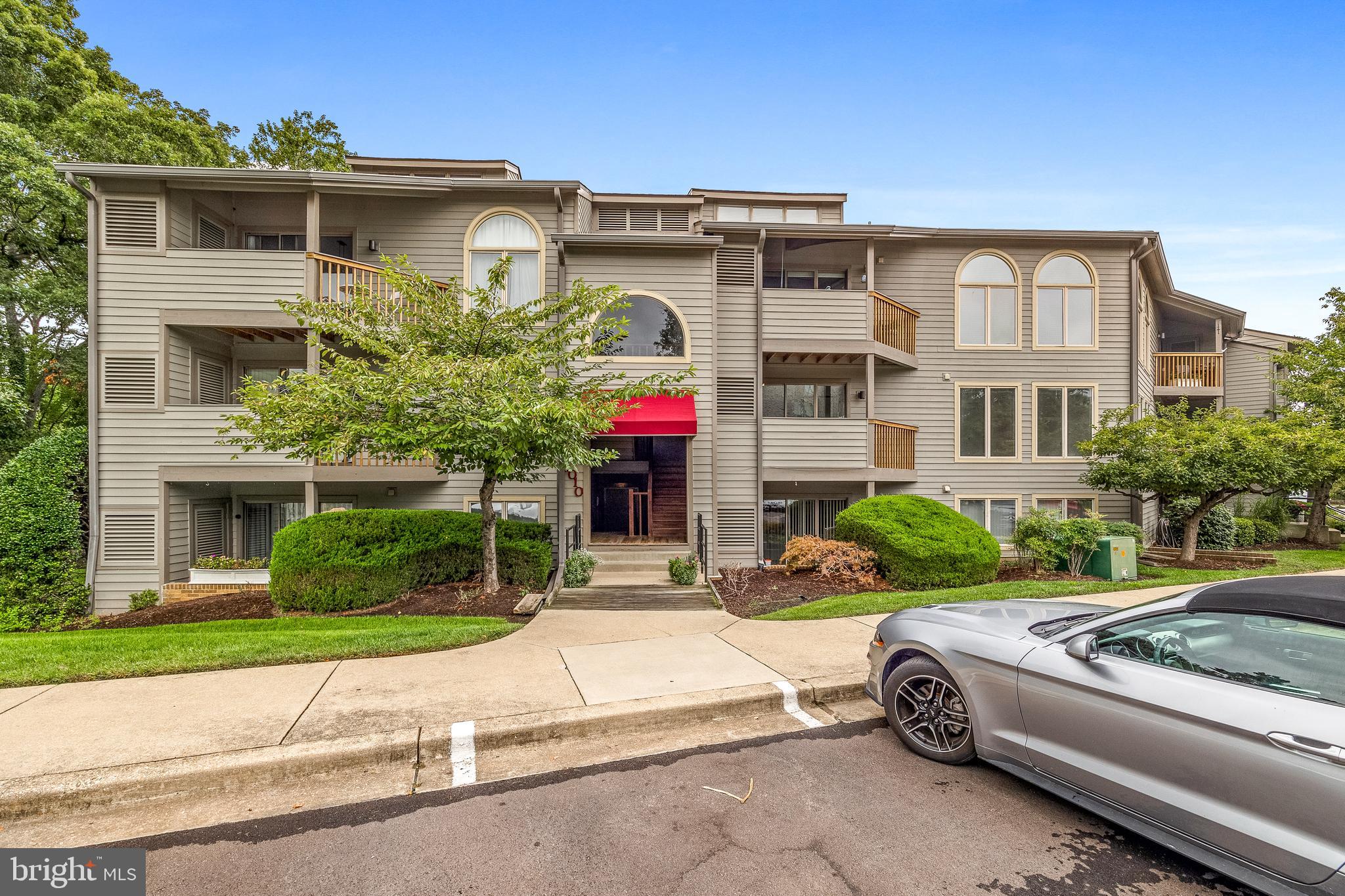 CHESAPEAKE HARBOUR - Residential