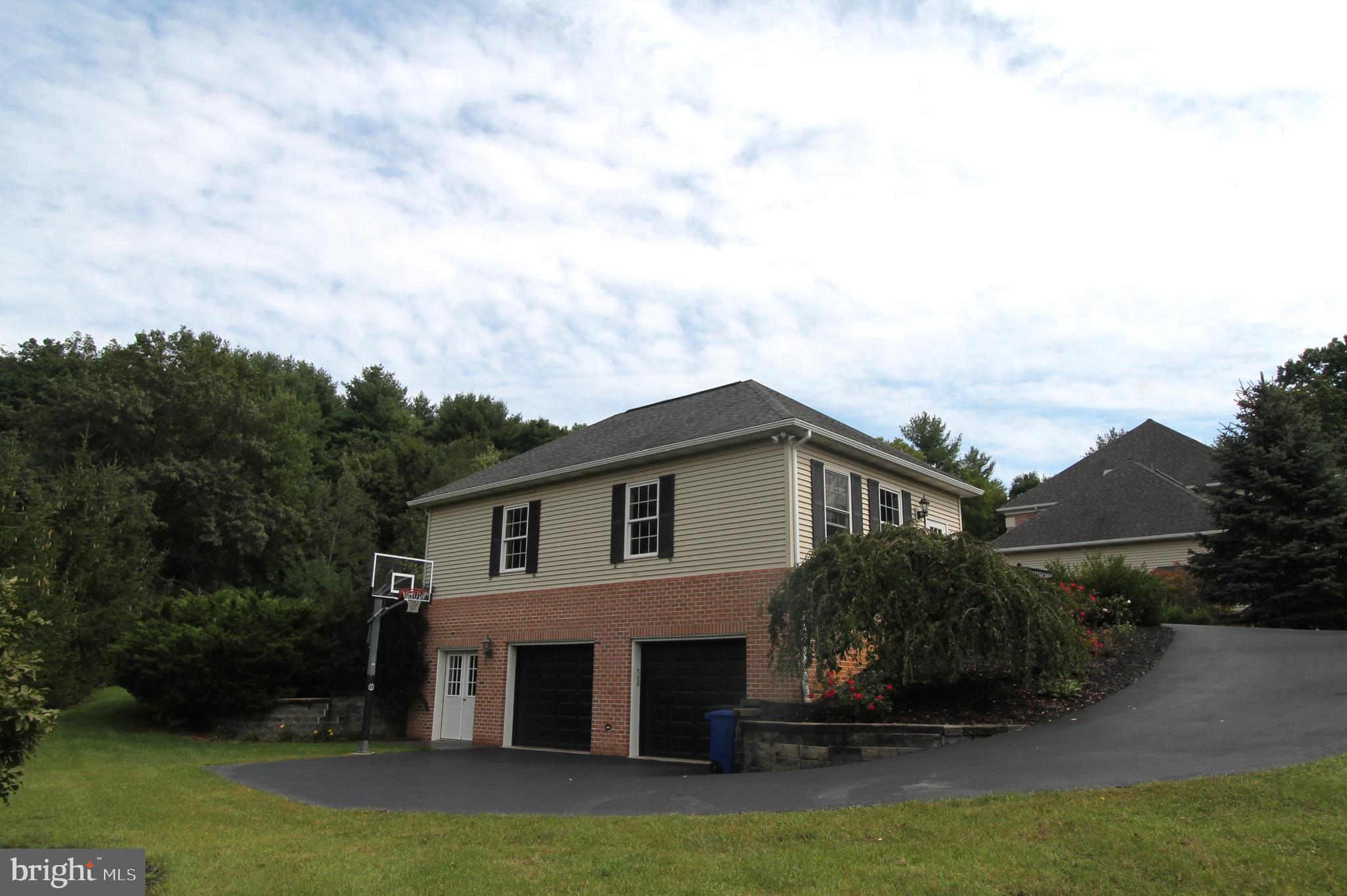 CEDAR CLIFF - Residential