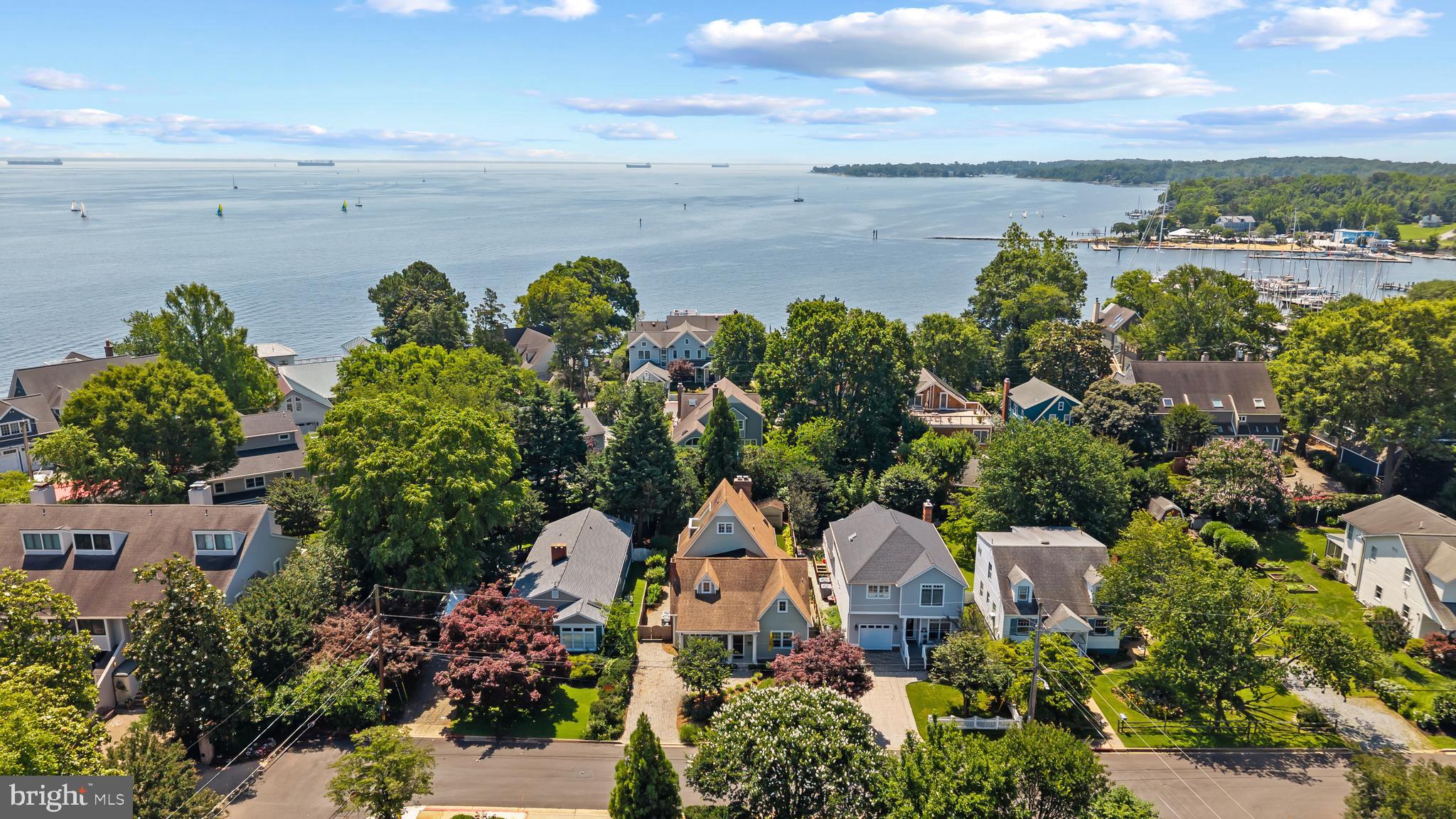 EASTPORT - Residential