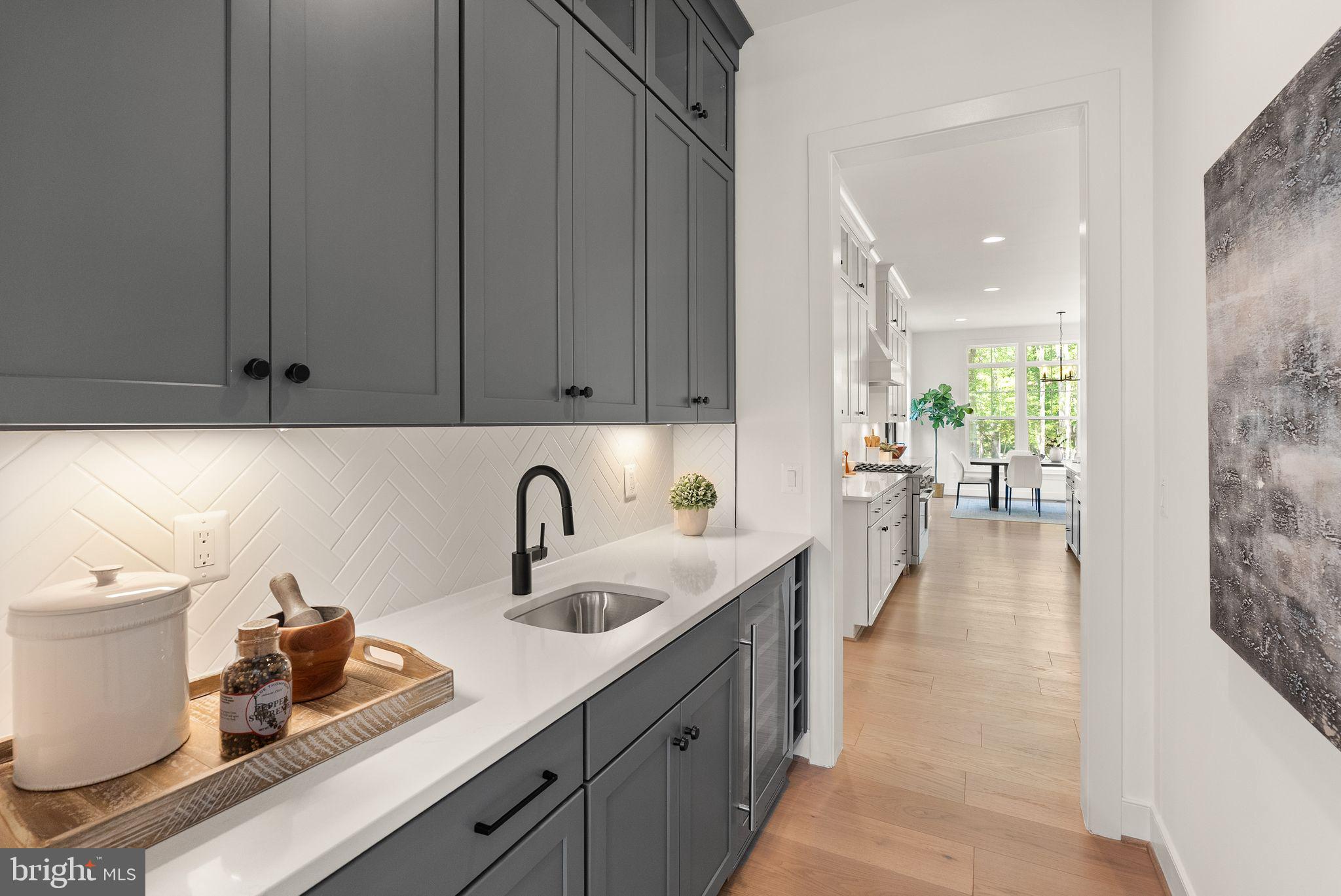 STRATTON WOODS - Residential