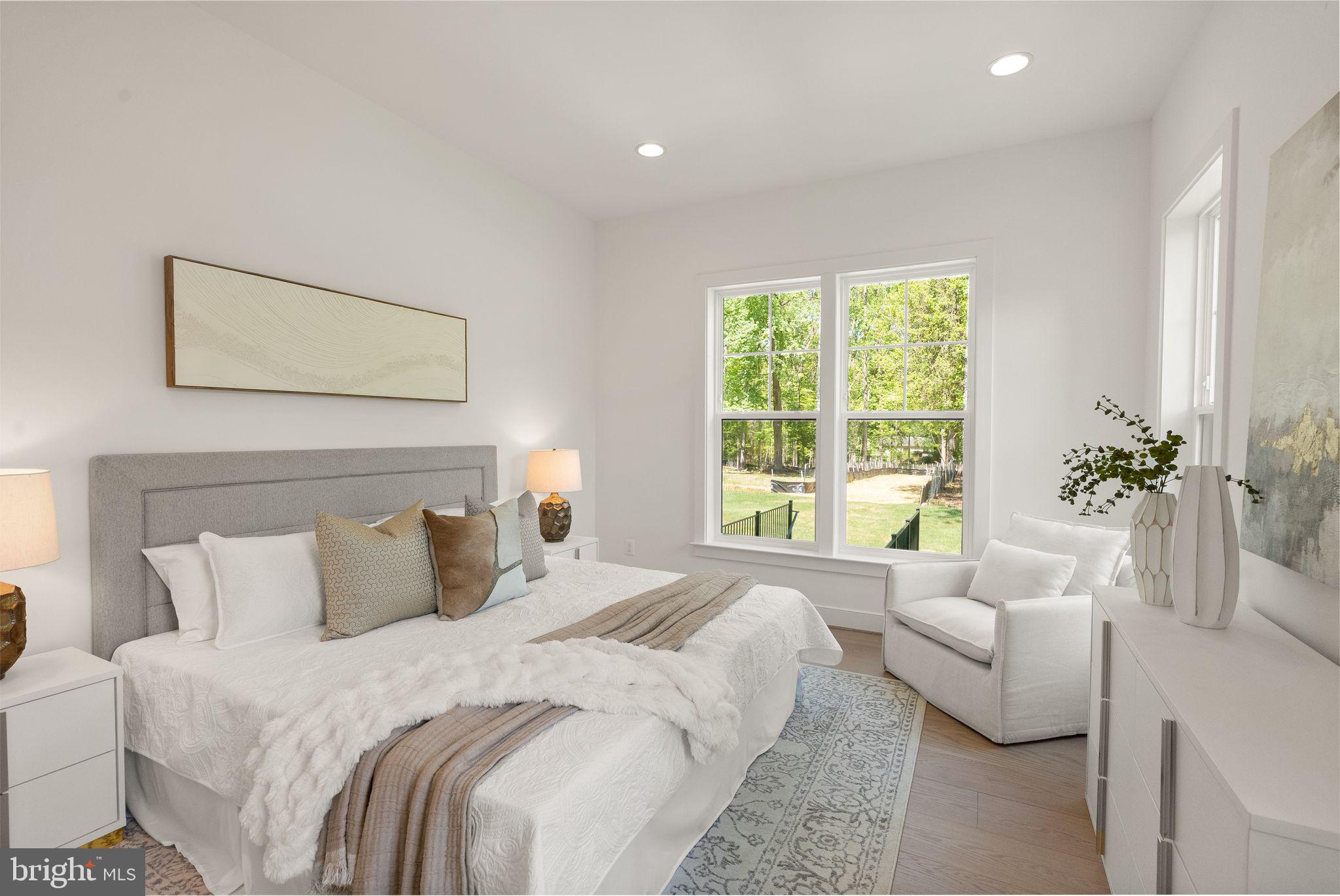 STRATTON WOODS - Residential