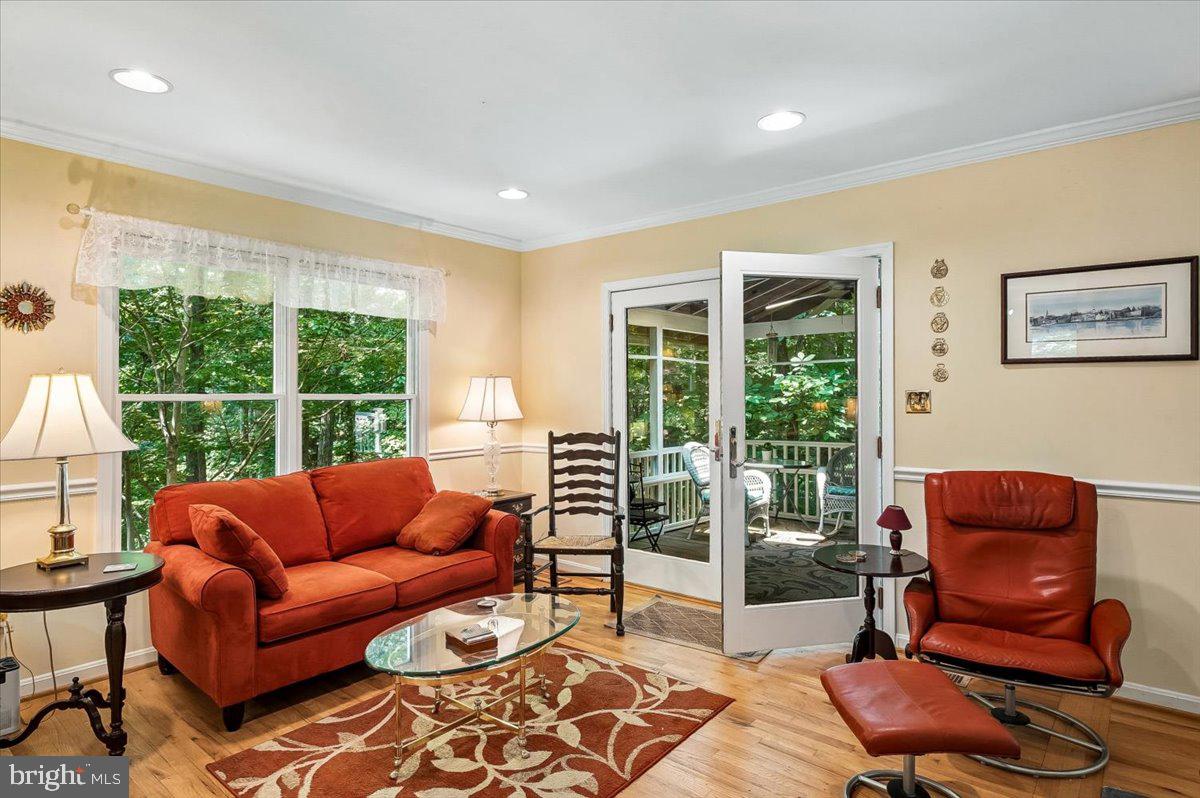 CARRIAGE HILLS - Residential