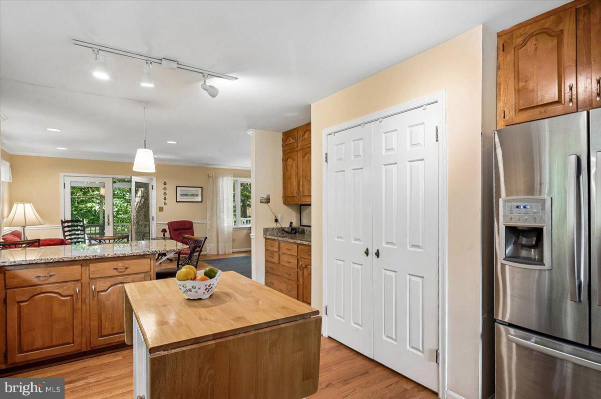CARRIAGE HILLS - Residential