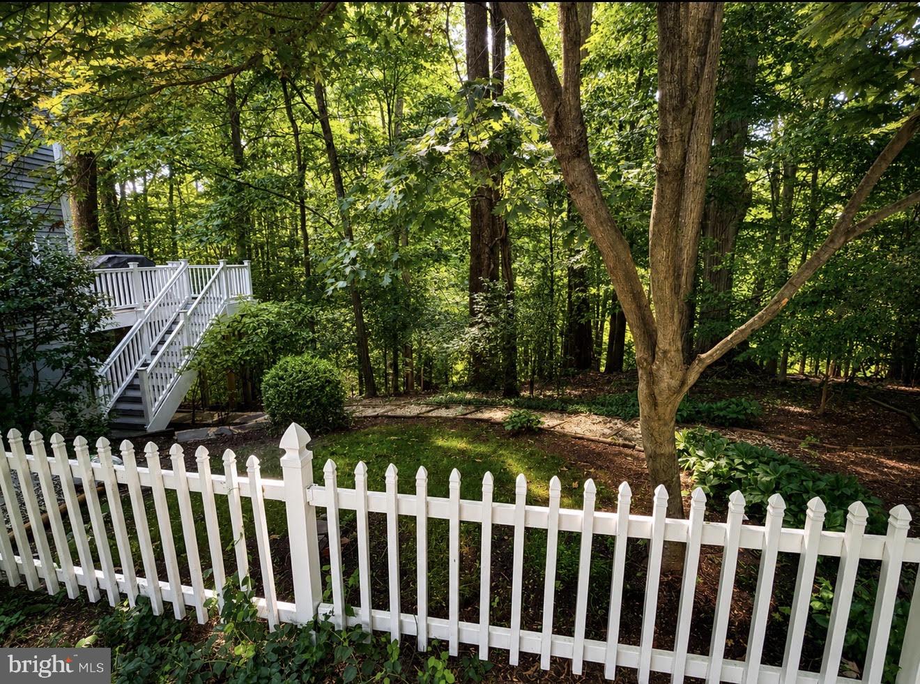 CARRIAGE HILLS - Residential