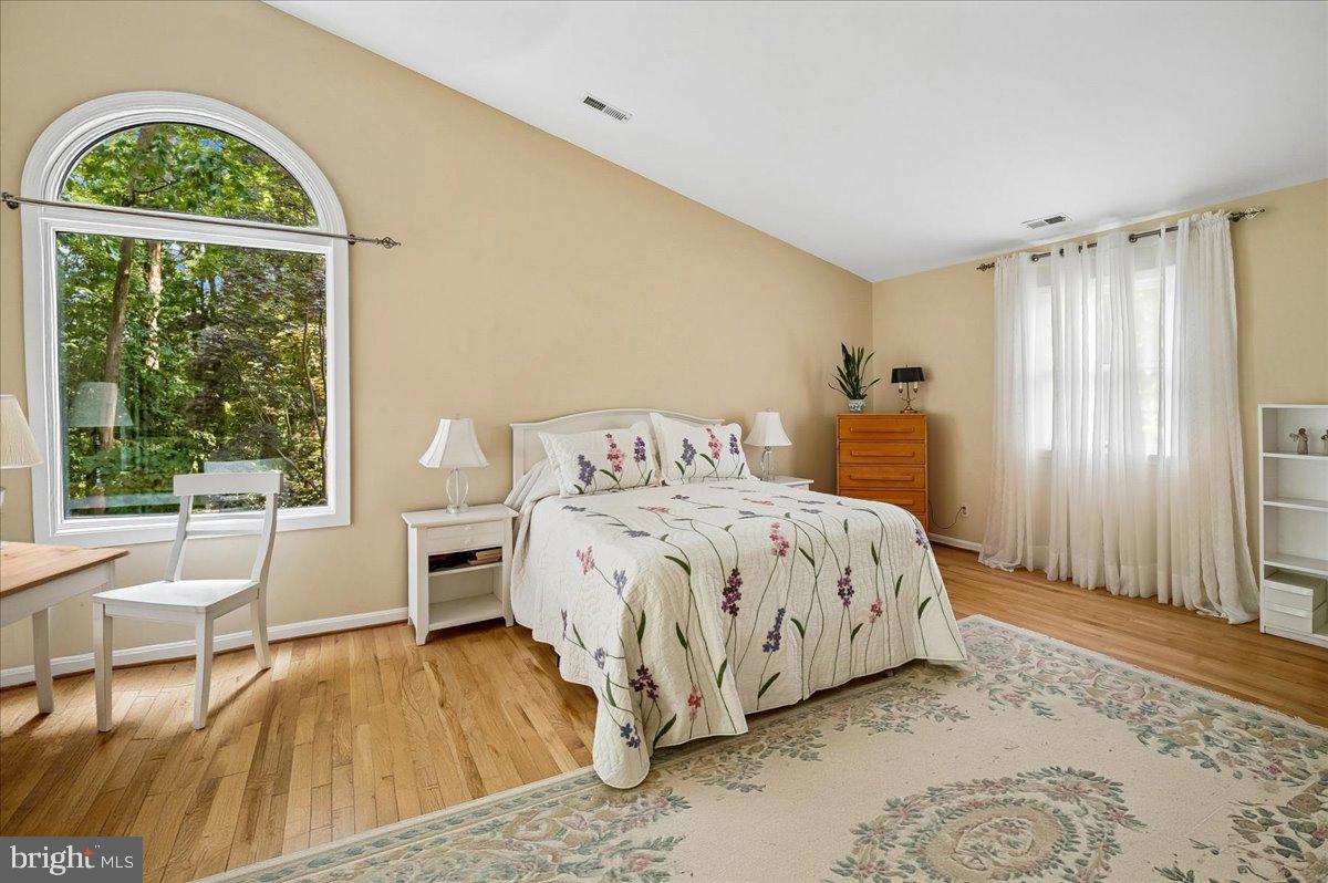 CARRIAGE HILLS - Residential