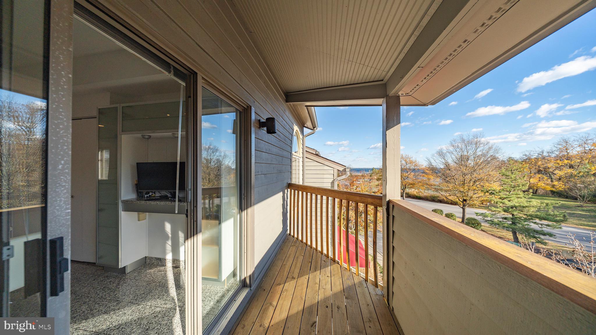 CHESAPEAKE HARBOUR - Residential