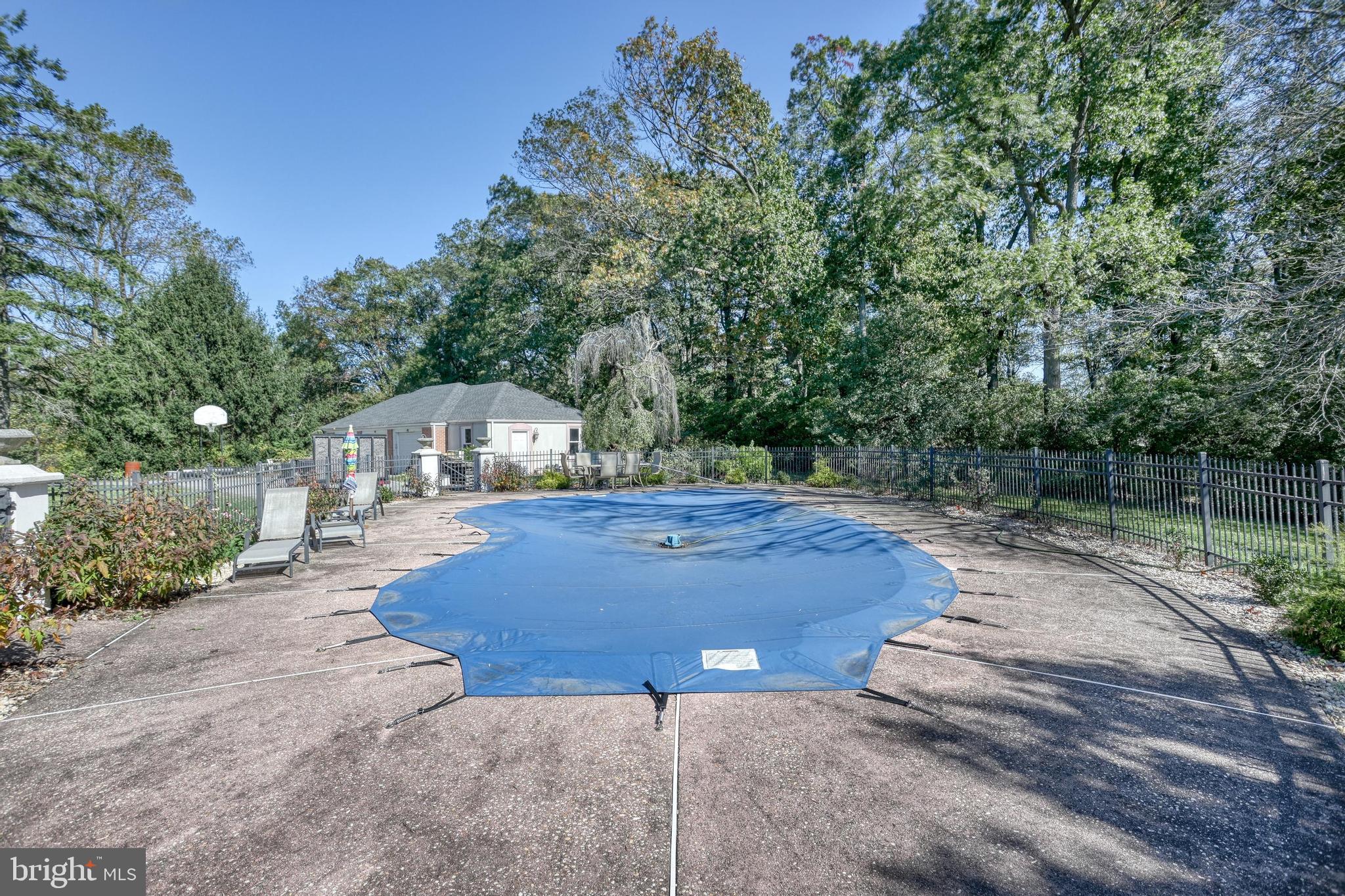 WINDSOR - Residential