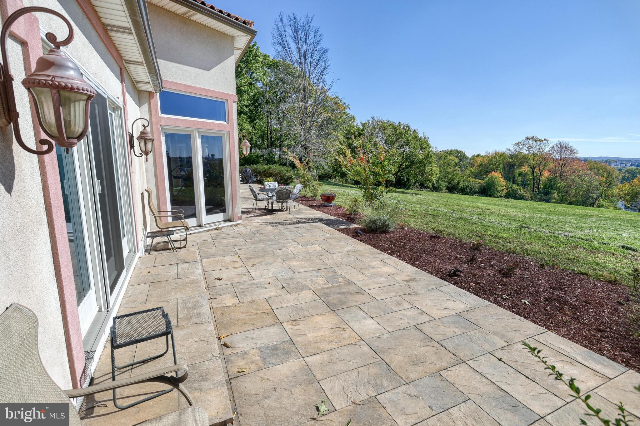 WINDSOR - Residential