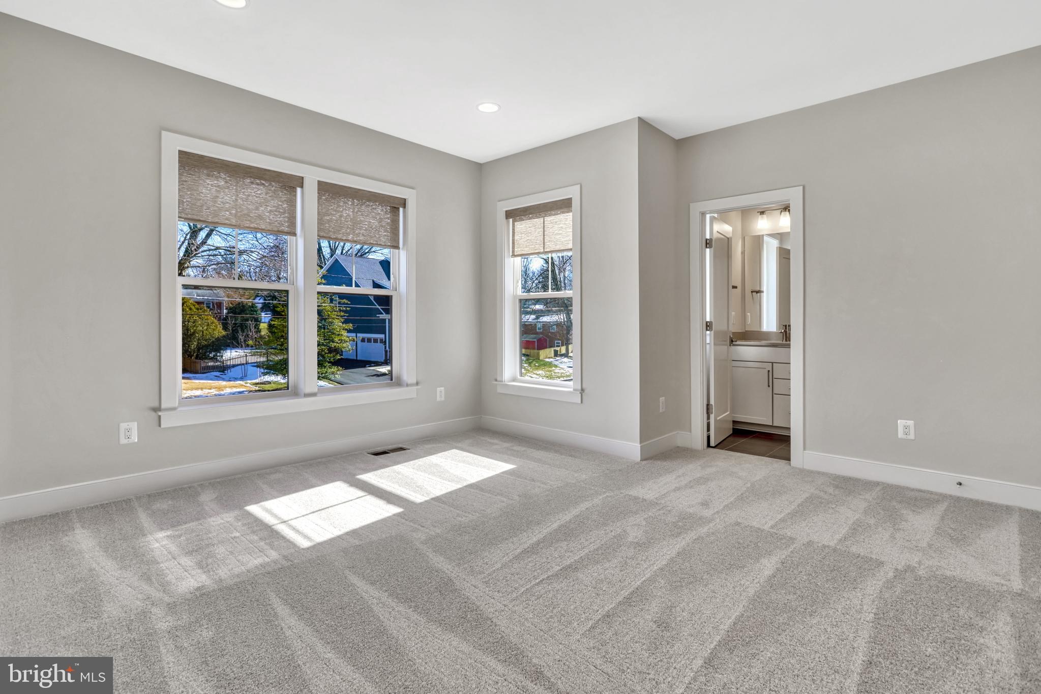 SOUTHAMPTON - Residential
