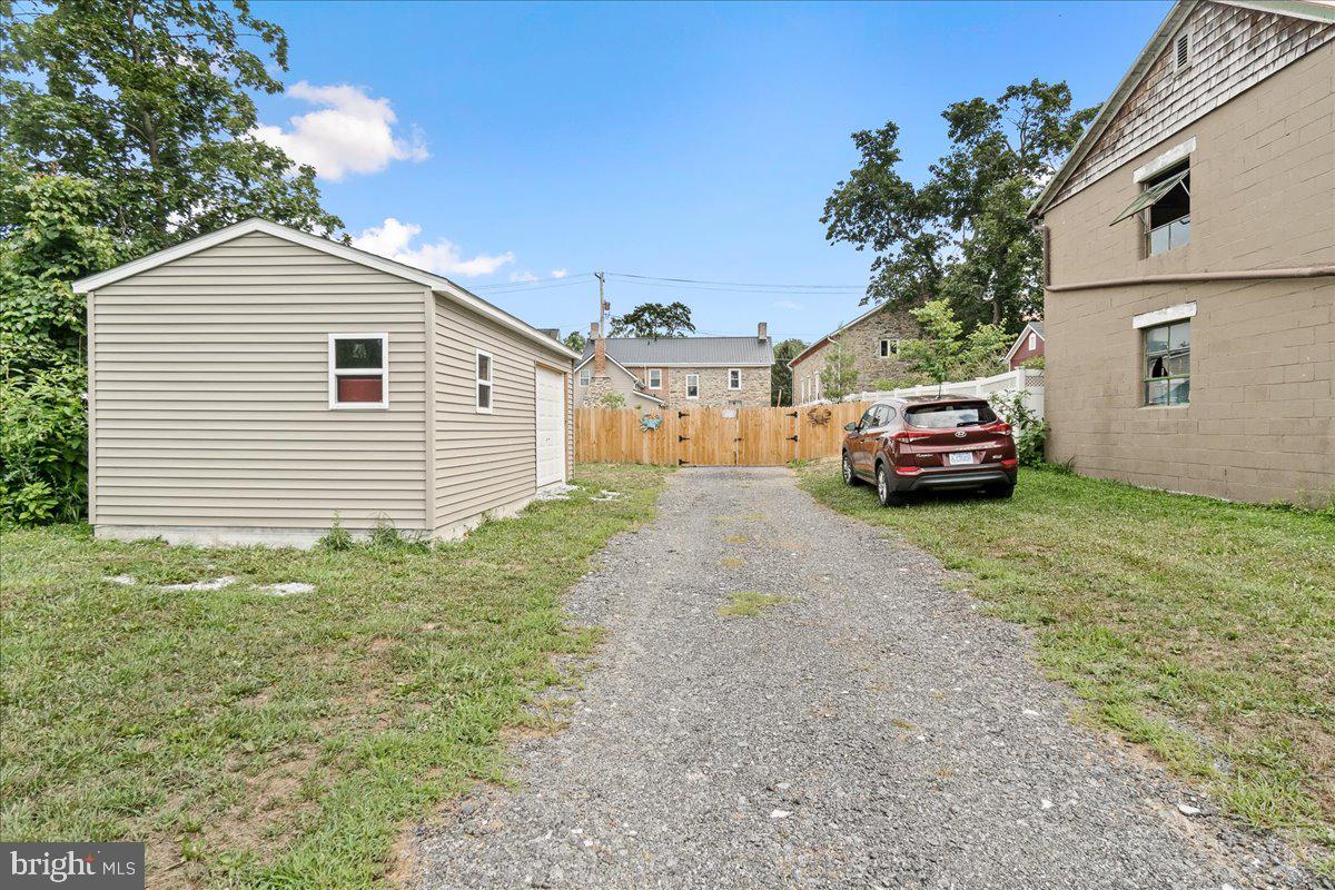 LIBERTYTOWN - Residential