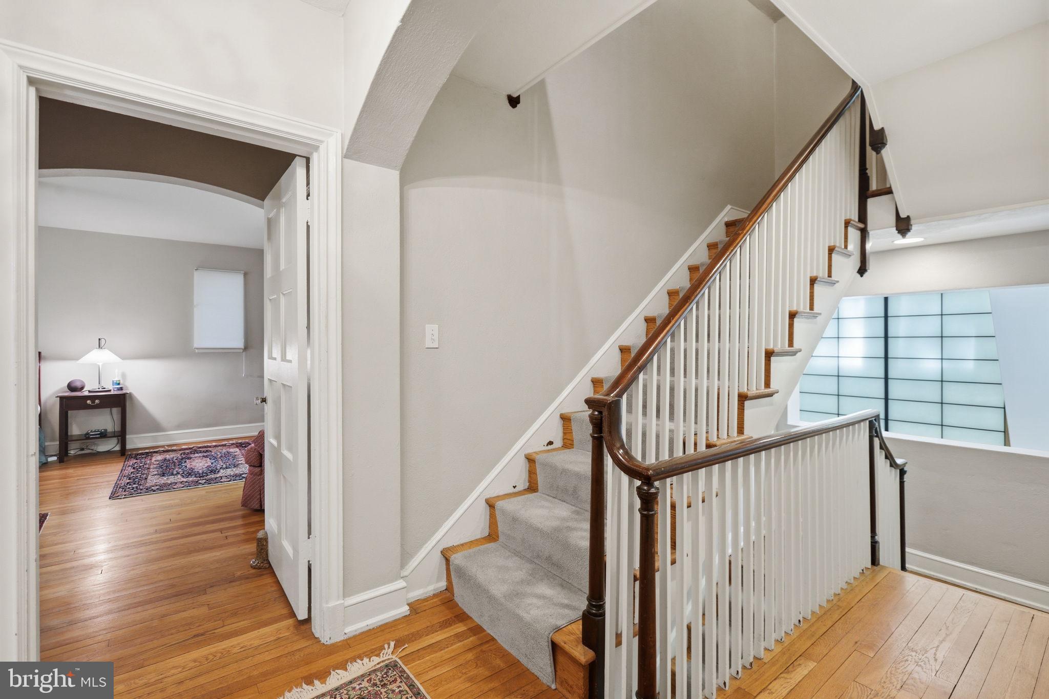 FOREST HILLS - Residential
