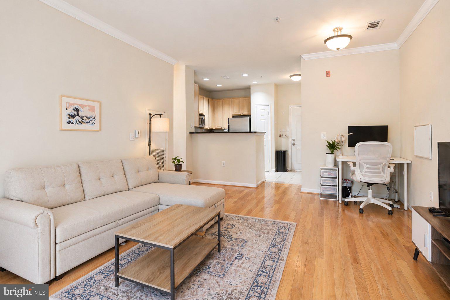 GROVE AT ARLINGTON - Residential
