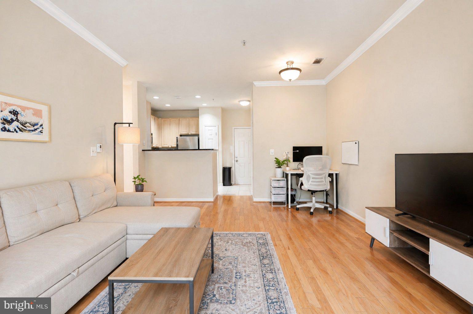 GROVE AT ARLINGTON - Residential