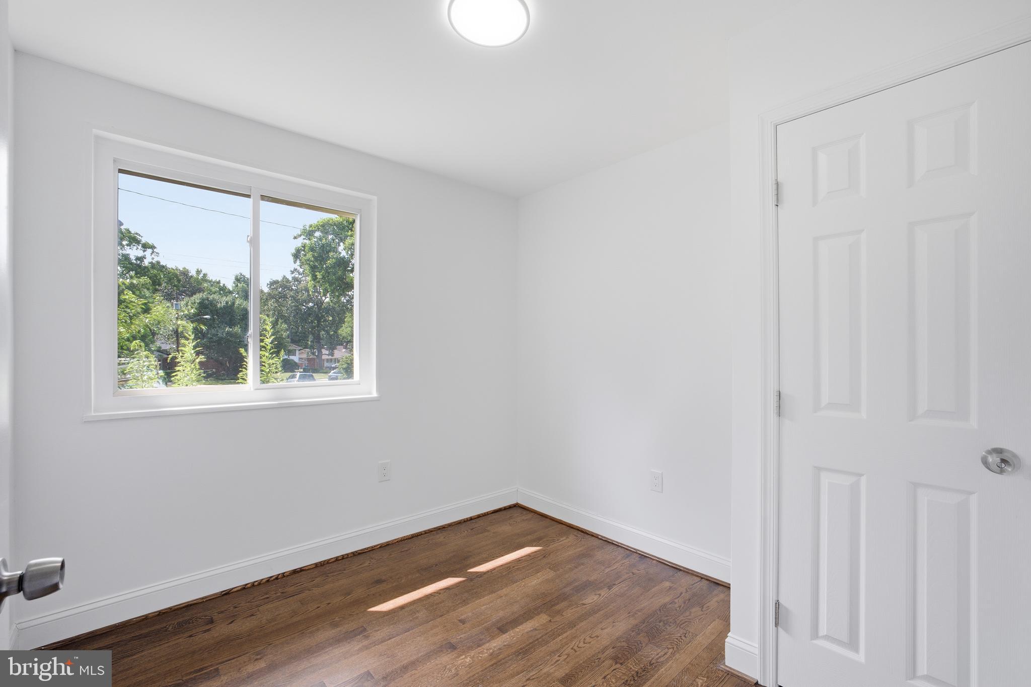 COLLEGE PARK ESTATES - Residential