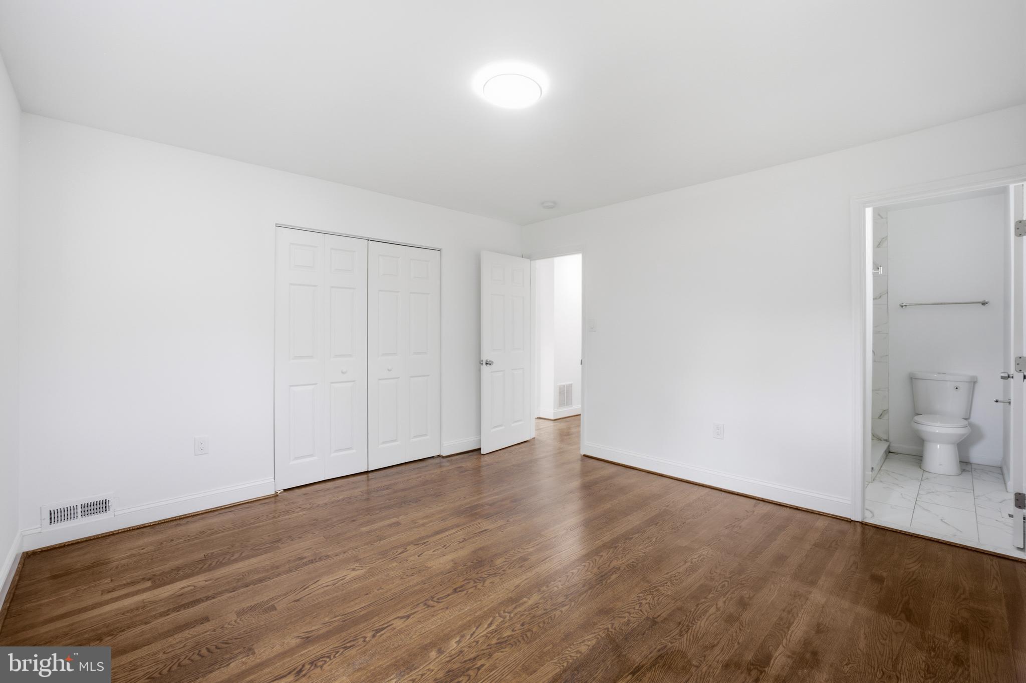 COLLEGE PARK ESTATES - Residential